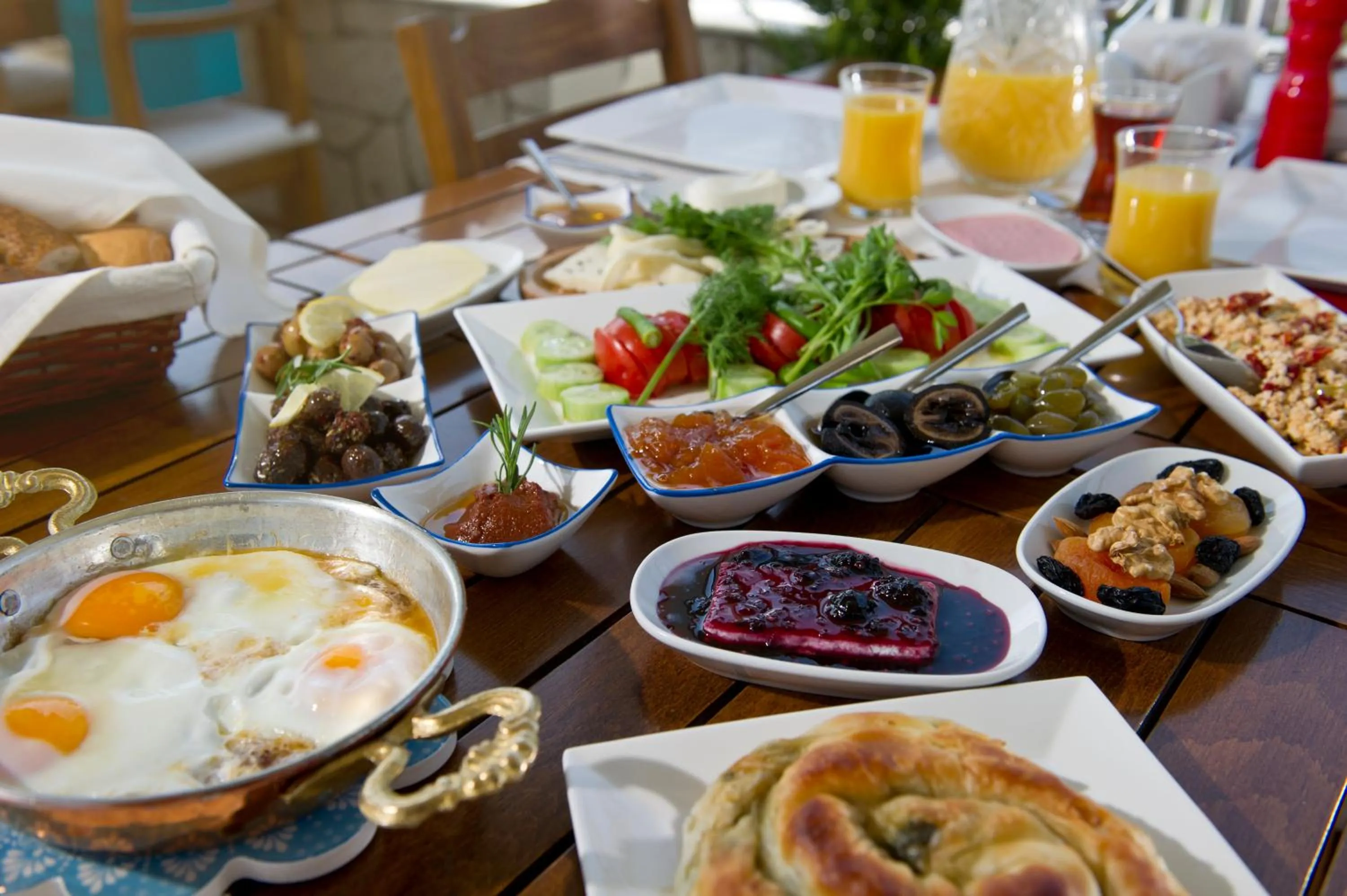 Breakfast in Lodos Hotel