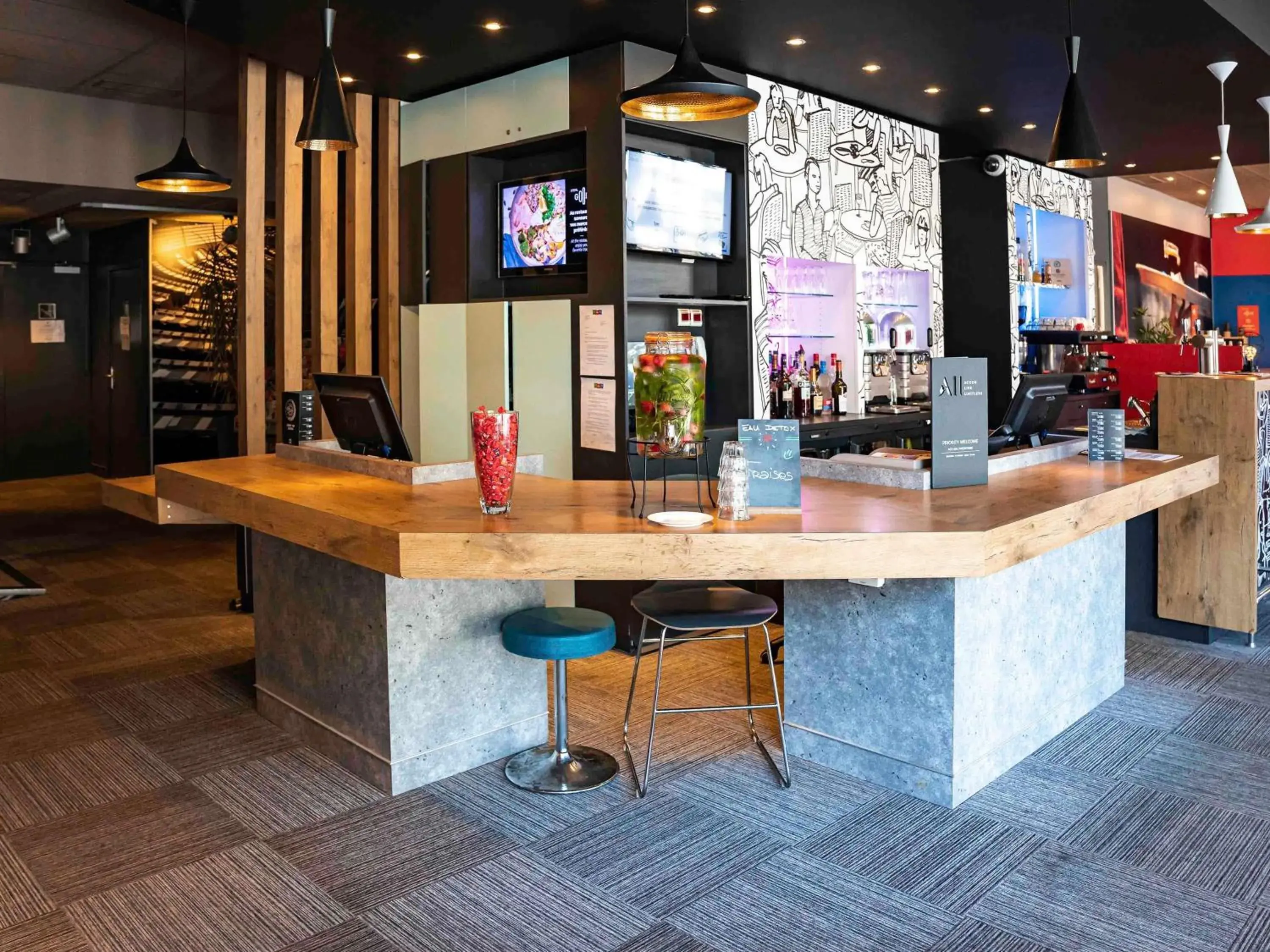 Property building in Ibis Alès Centre Ville Property building in Ibis Alès Centre Ville