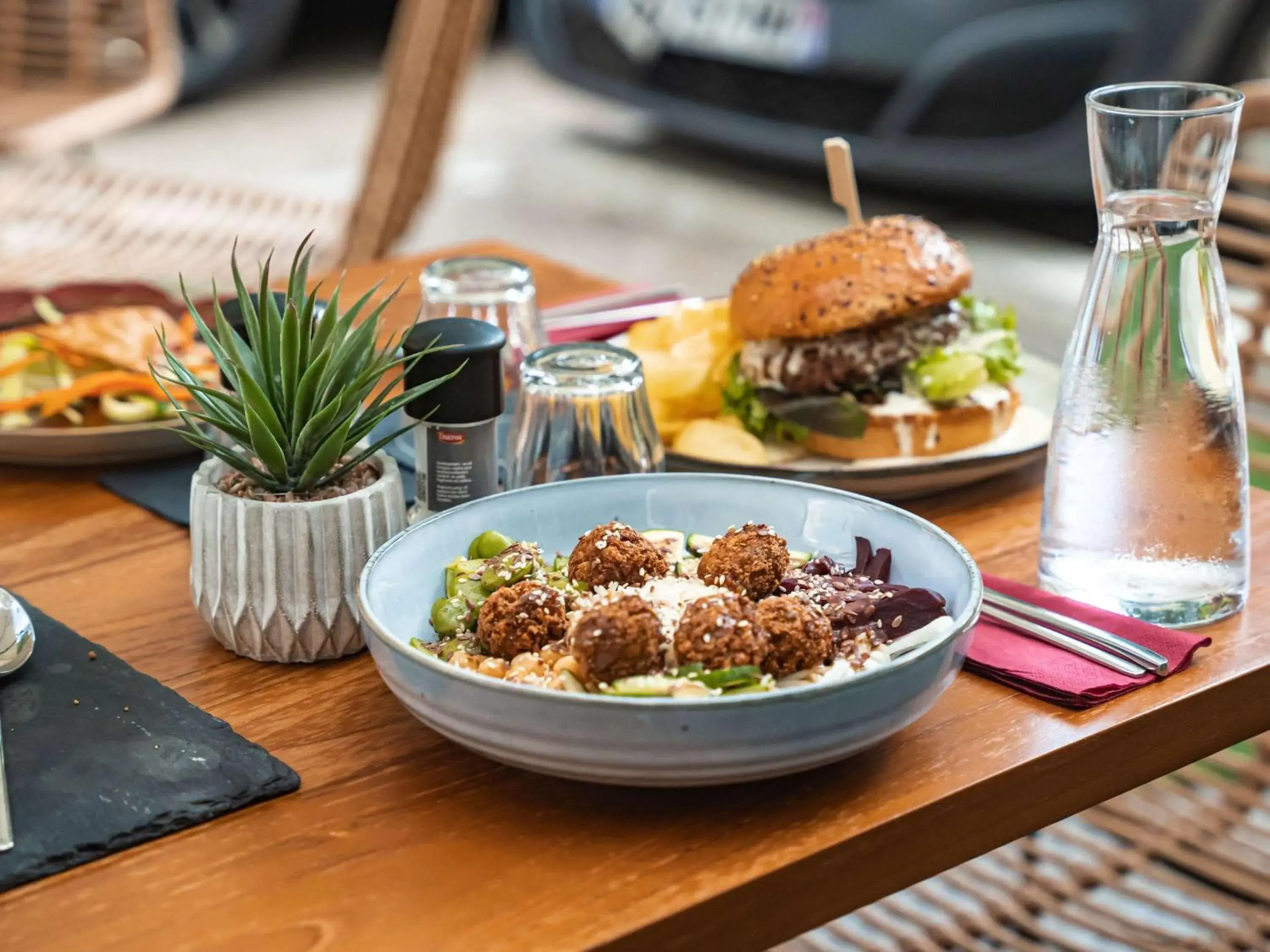 Property building in Ibis Alès Centre Ville Property building in Ibis Alès Centre Ville