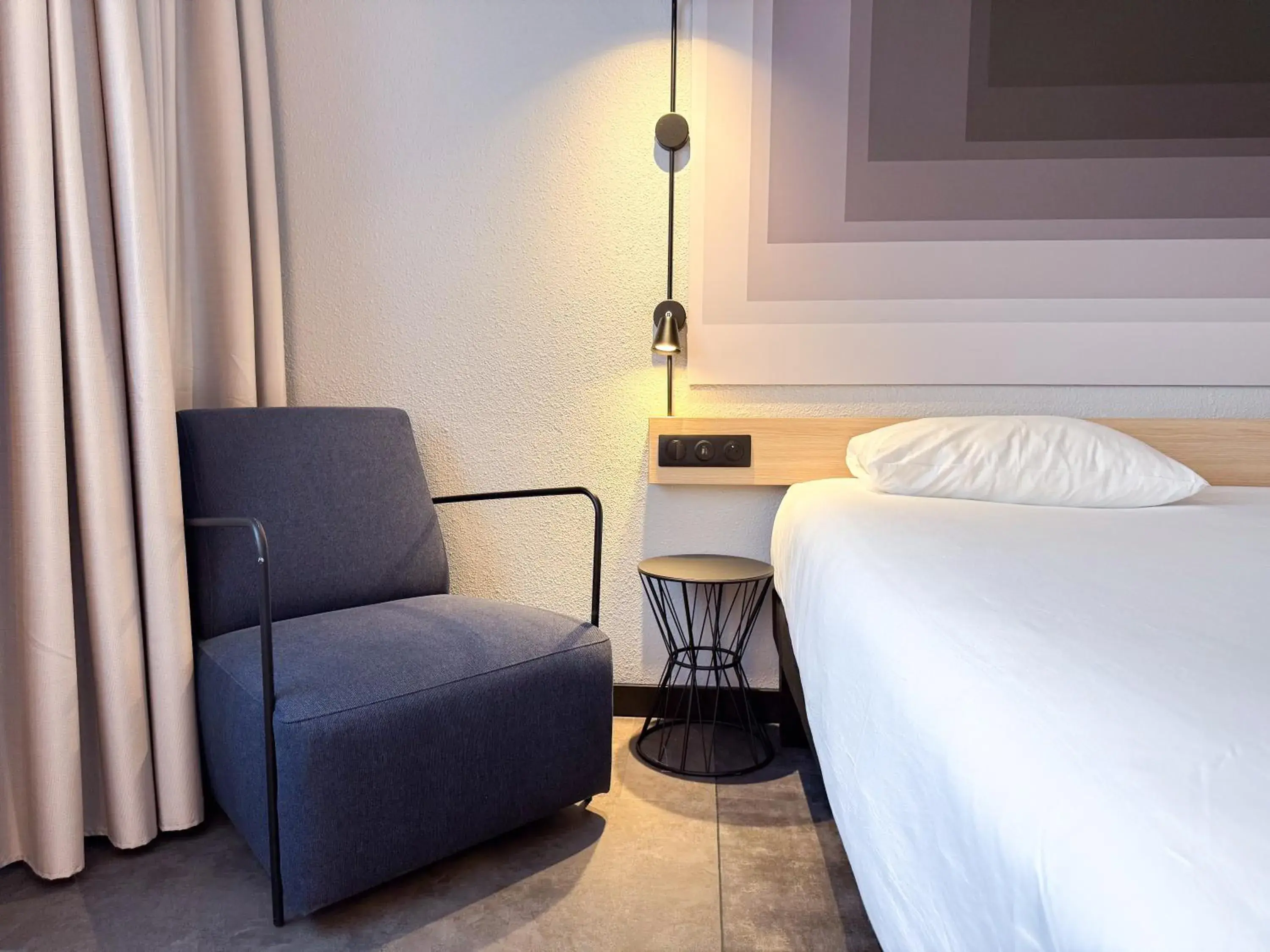 Bed in Ibis Alès Centre Ville Bed in Ibis Alès Centre Ville