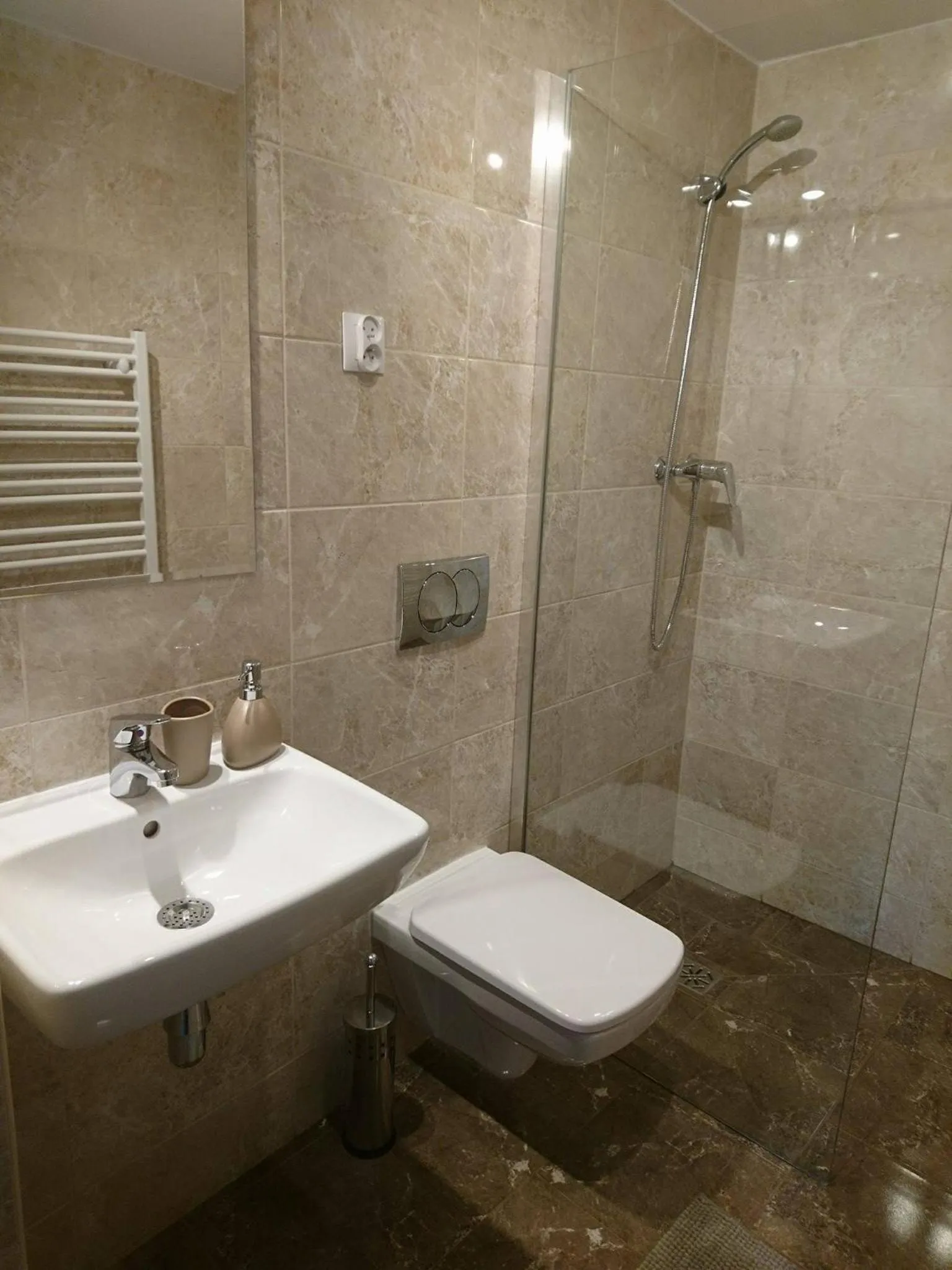 Bathroom in Hostelino