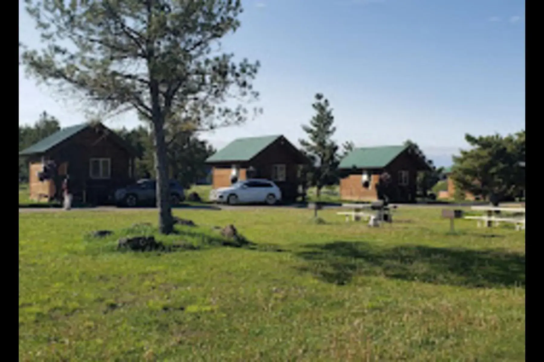 Private Small Cabin 2 Queen Beds in River Lodge Private Small Cabin 2 Queen Beds in River Lodge