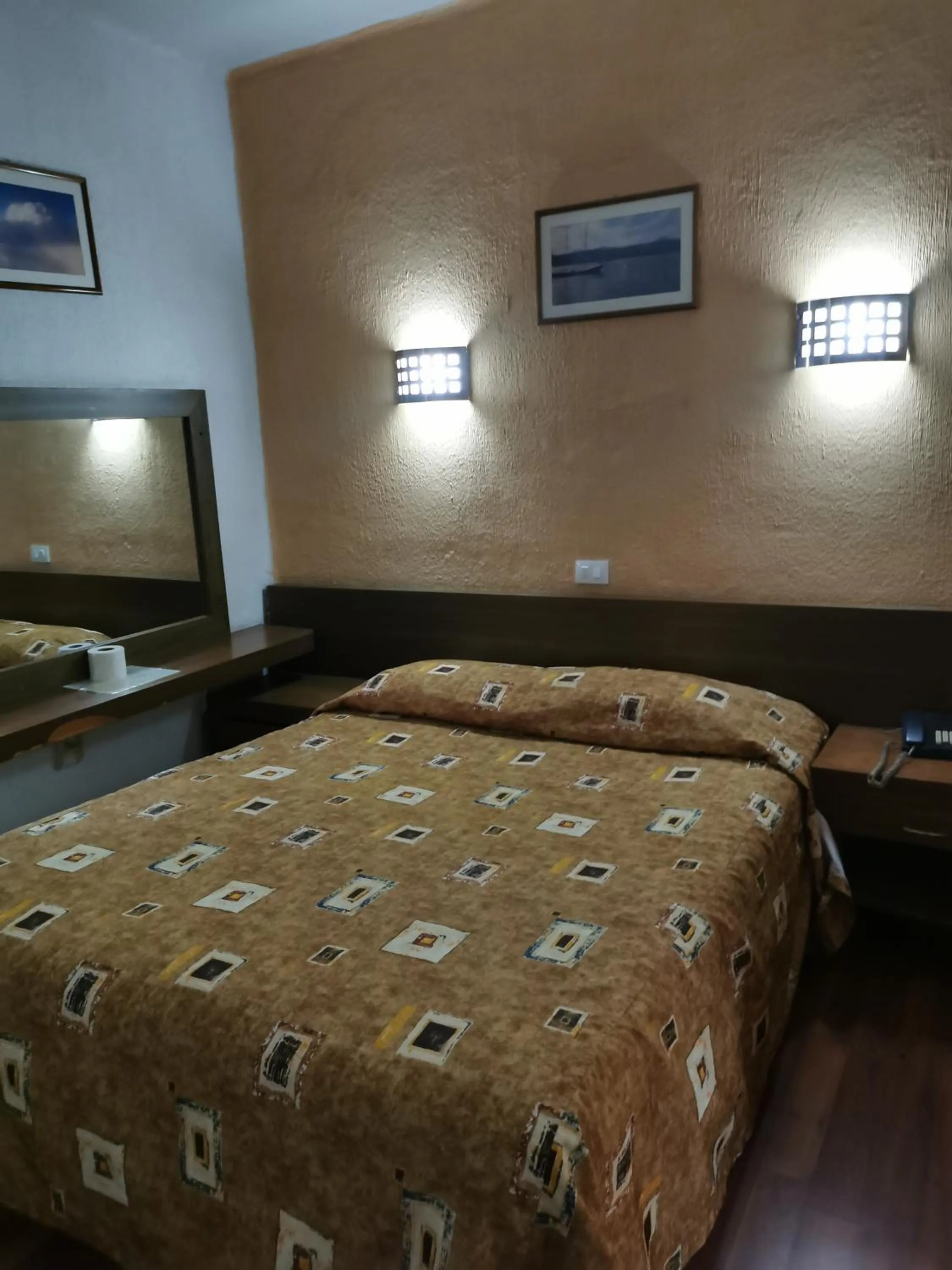 Bed in HOTEL ESTADIO S.A