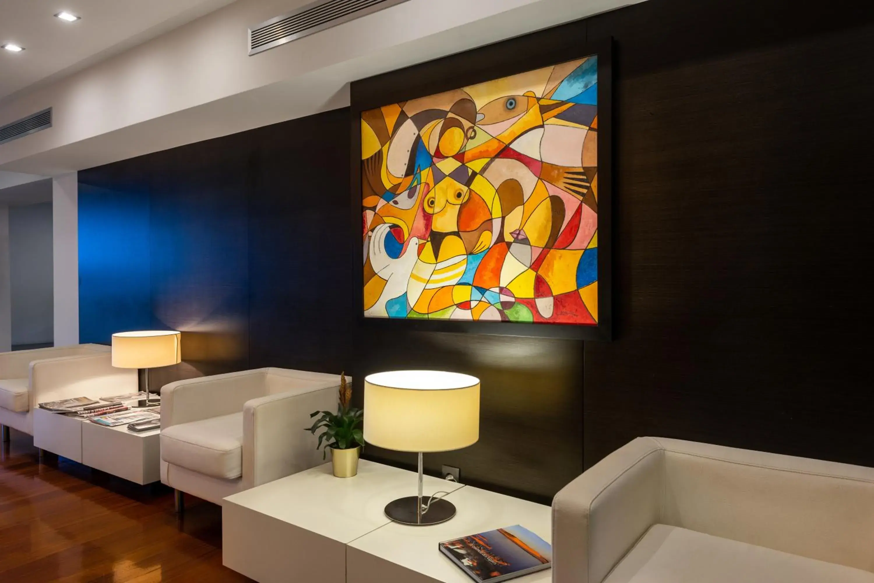 Lobby or reception, Bed in Hotel dos Zimbros Lobby or reception, Bed in Hotel dos Zimbros