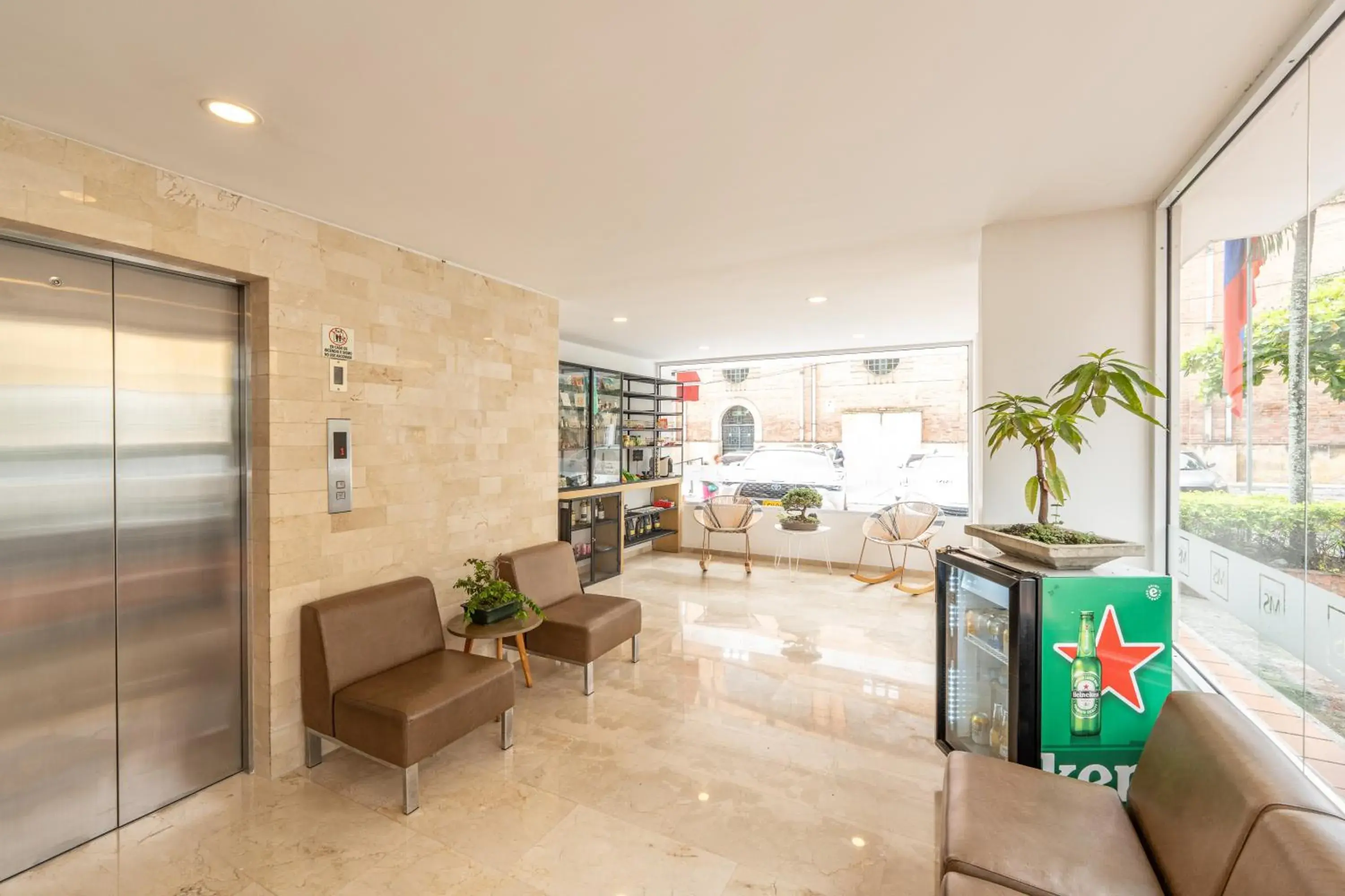 Lobby or reception in Basic Hotel Centenario by Hoteles MS Lobby or reception in Basic Hotel Centenario by Hoteles MS