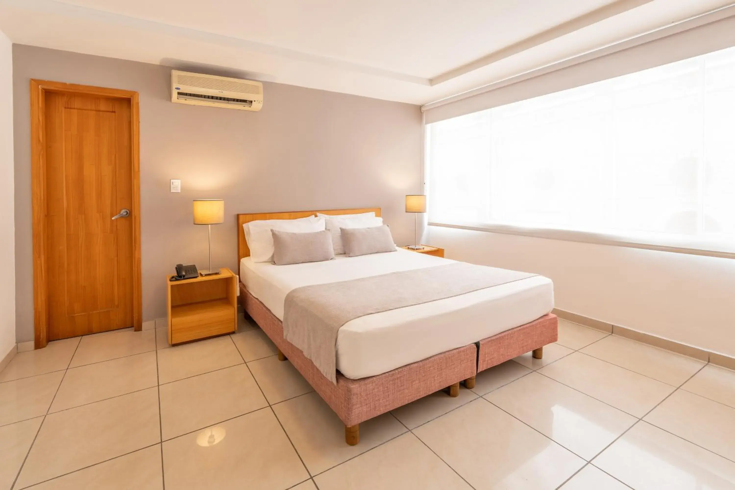 Bed in Basic Hotel Centenario by Hoteles MS Bed in Basic Hotel Centenario by Hoteles MS