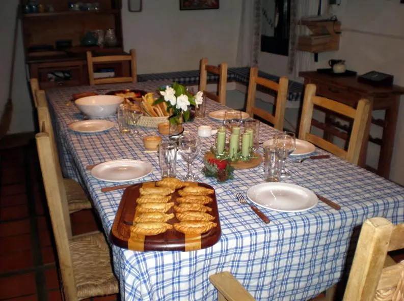 Estancia Aguila Blanca