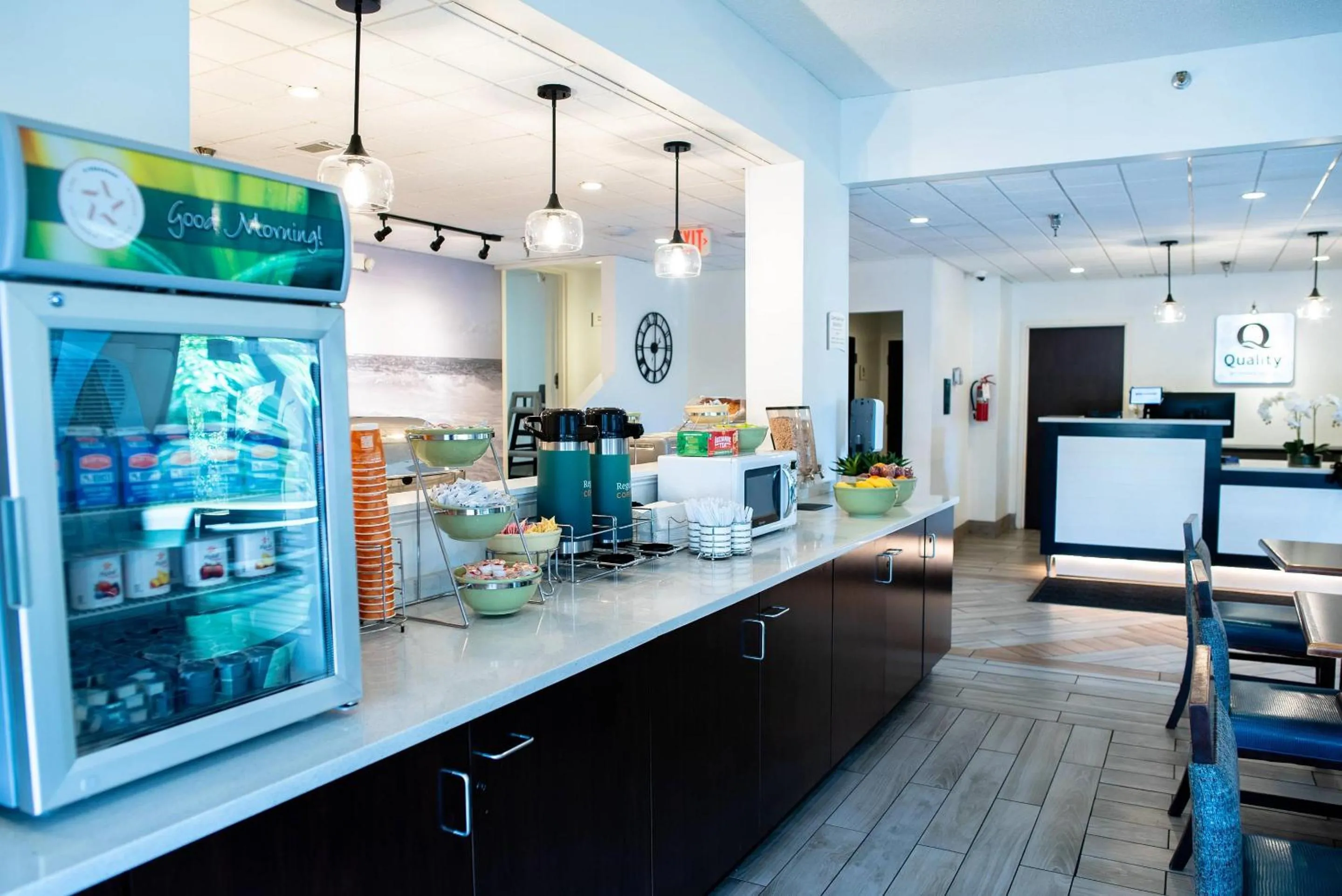 Breakfast in Quality Inn Palm Beach International Airport