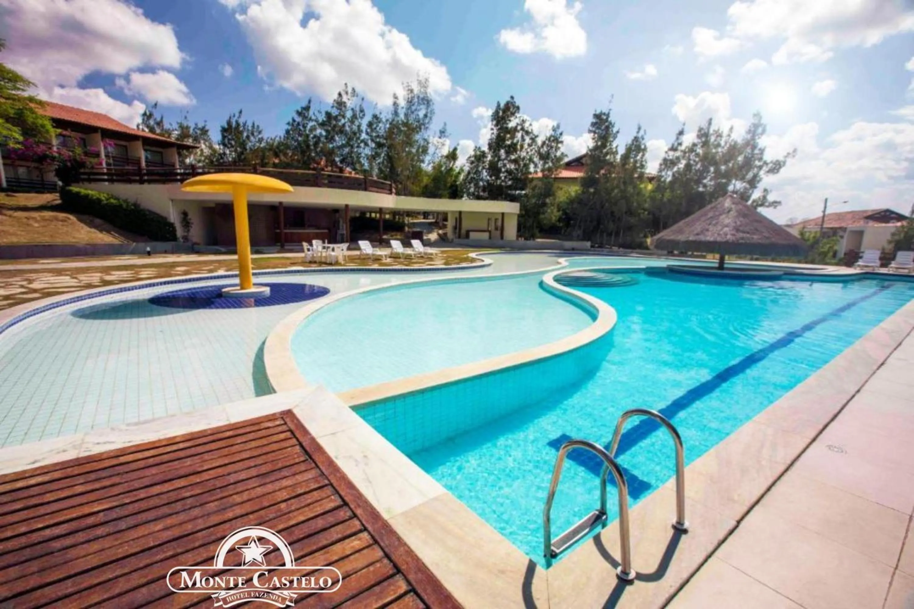 Swimming pool in Hotel Fazenda Monte Castelo