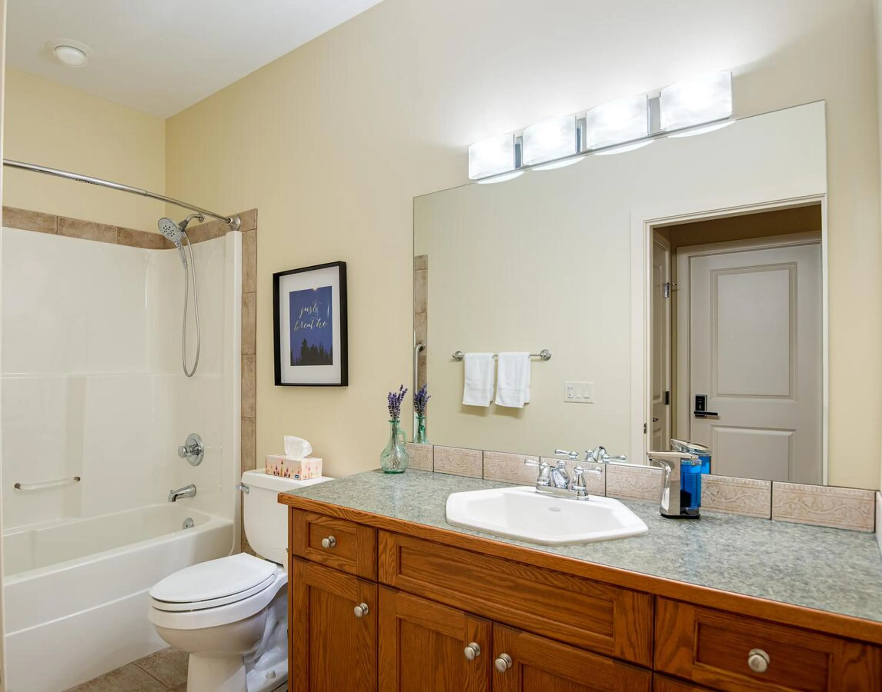 Shower in Adela's Bed and Breakfast