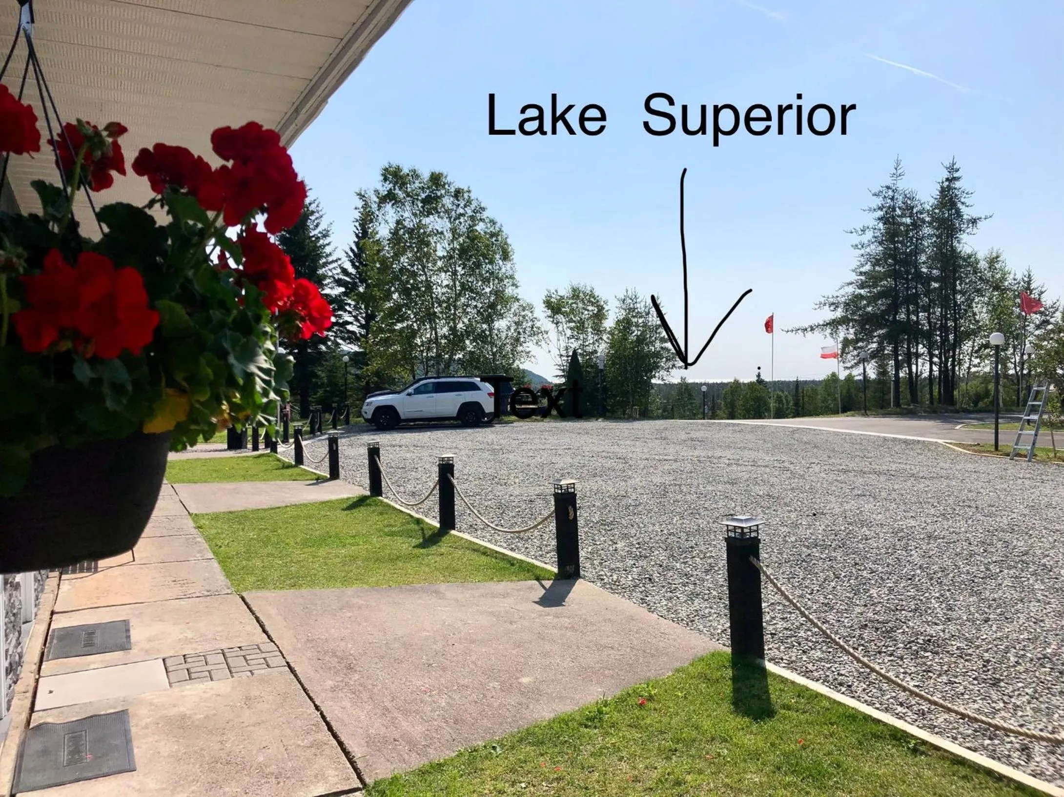 Natural landscape in Mystic Isle Motel