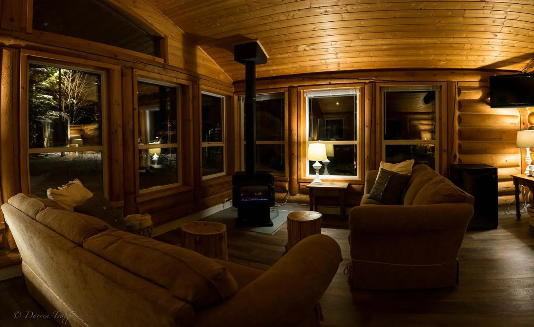 Communal lounge/ TV room in Whitewater Lodge