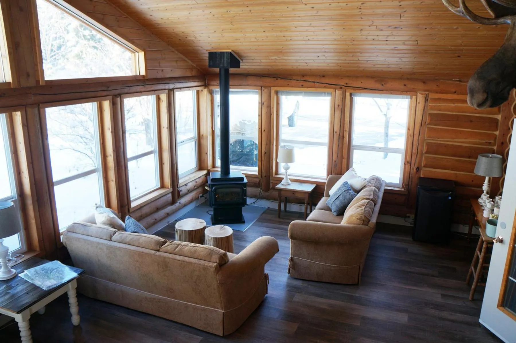 Communal lounge/ TV room in Whitewater Lodge