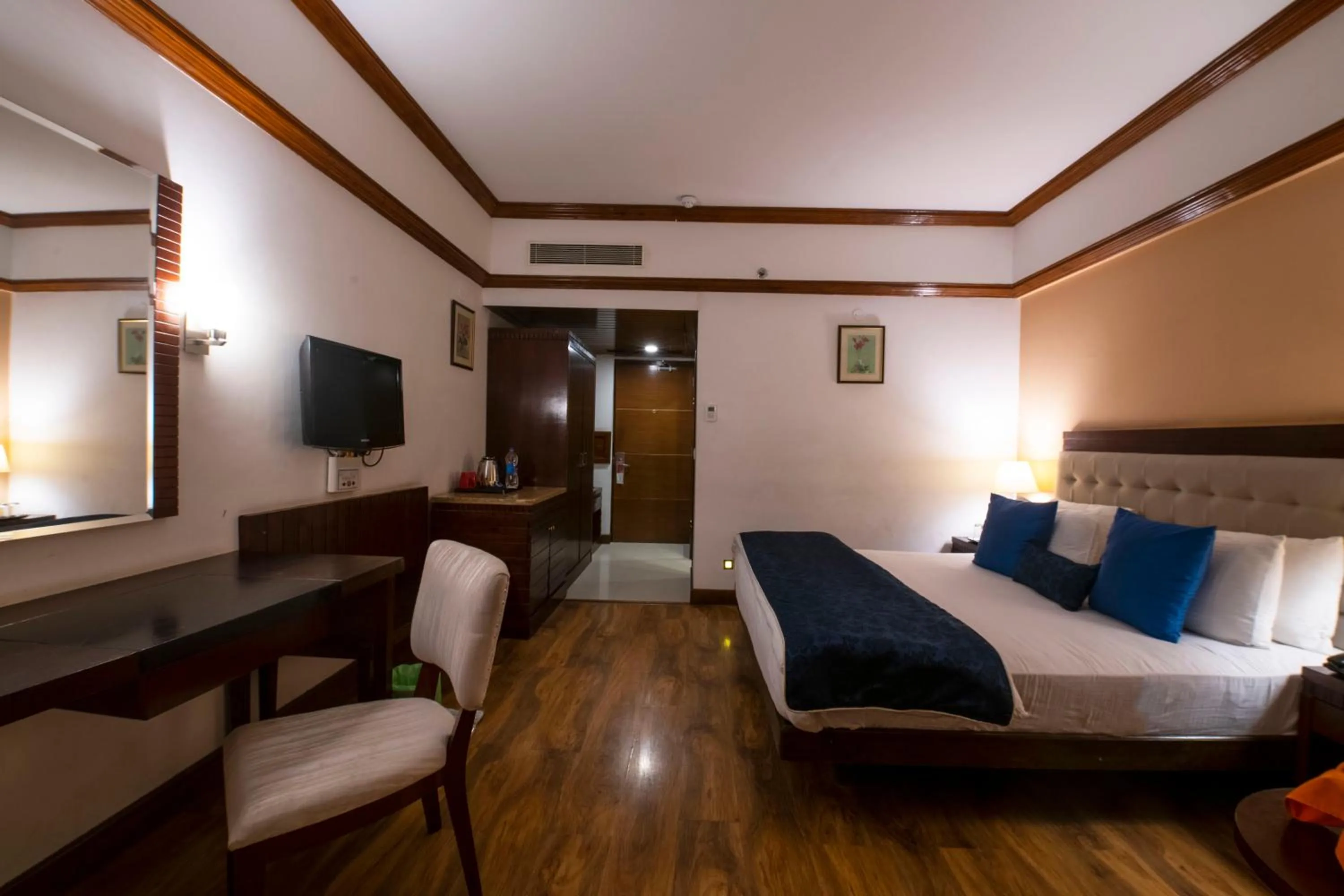 Bed in Mastiff Grand Manali Resort