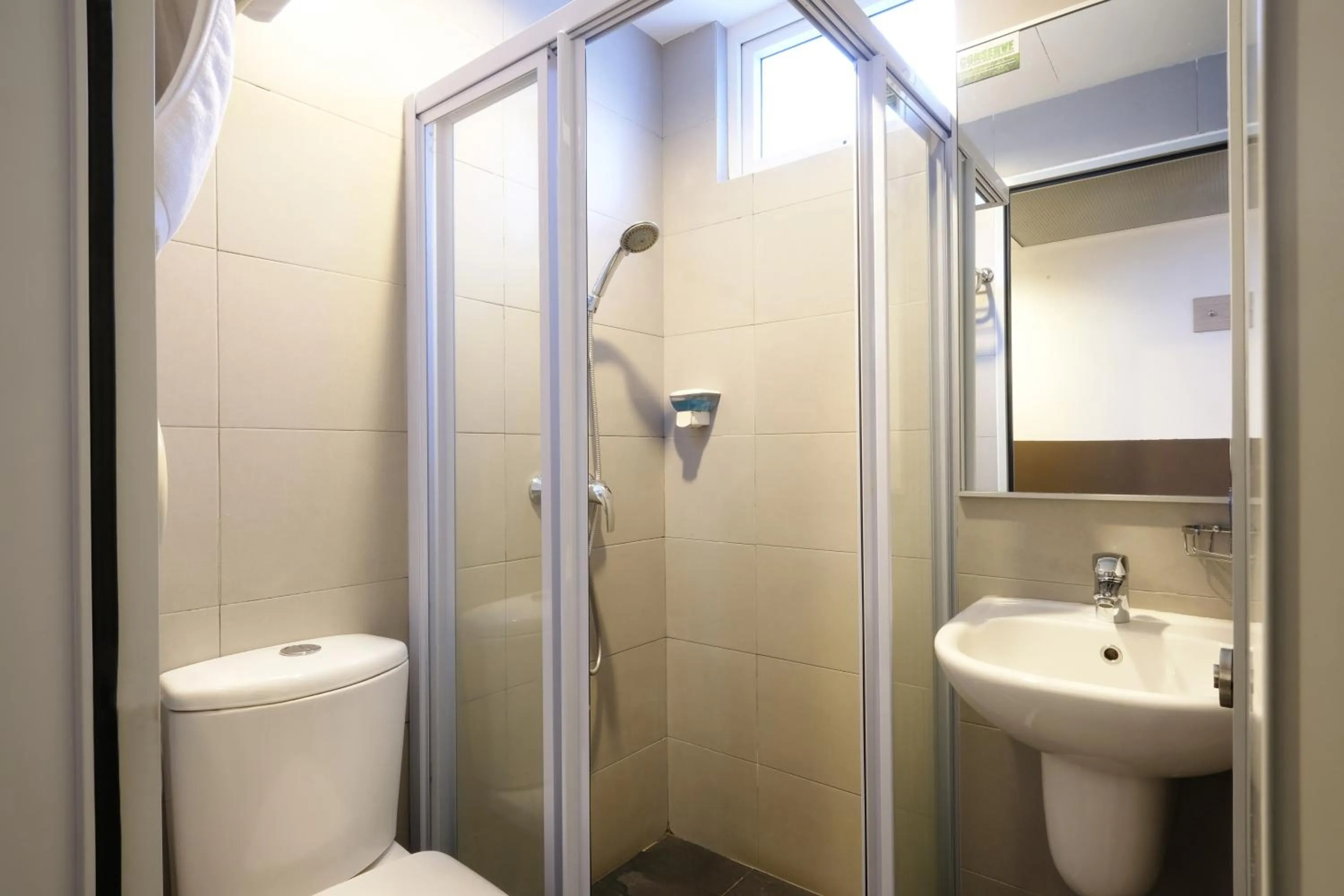 Bathroom in The Snooze Hotel at Bugis