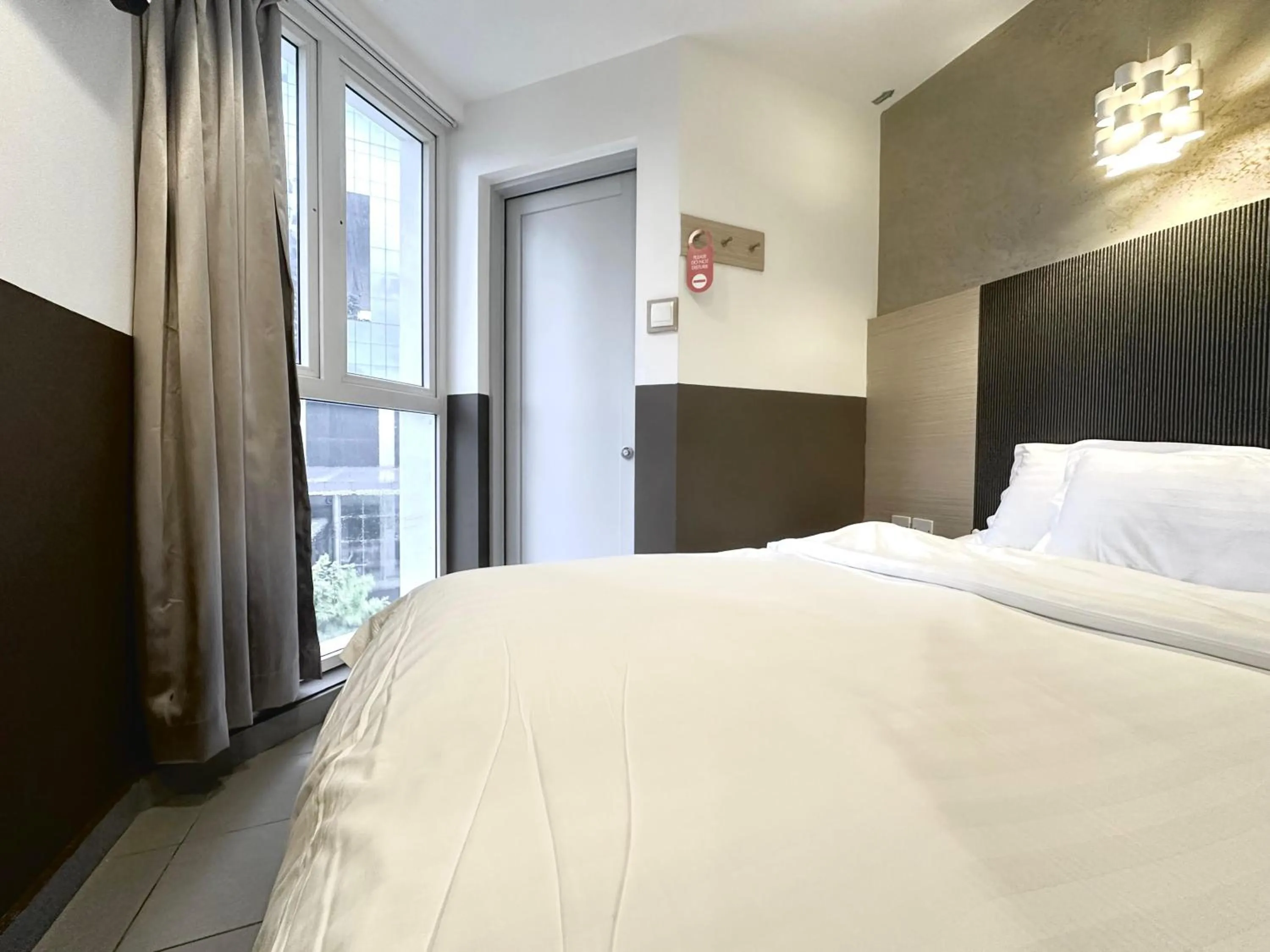 Bed in The Snooze Hotel at Bugis