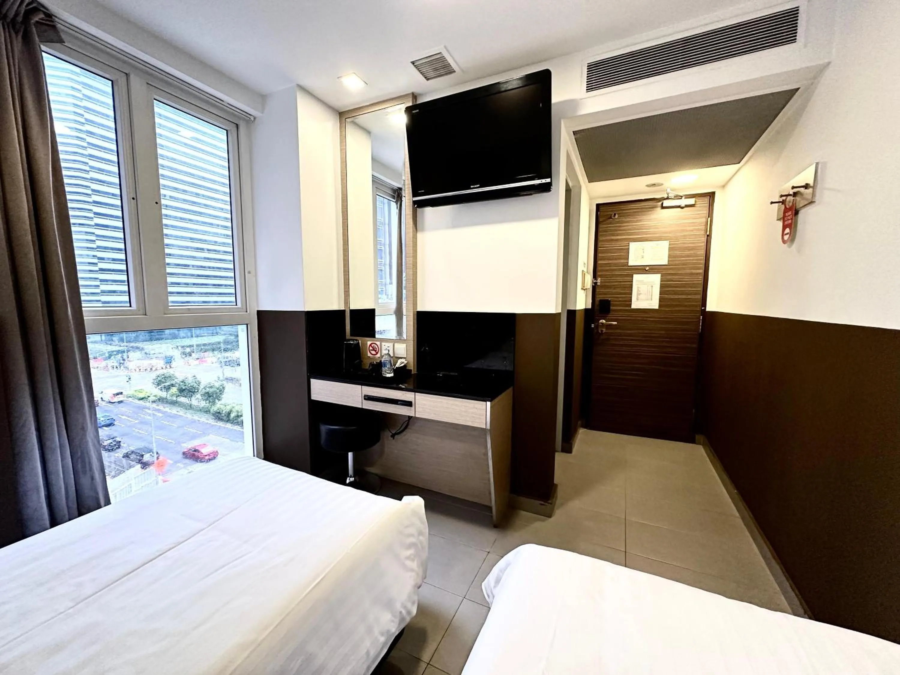 Bed in The Snooze Hotel at Bugis