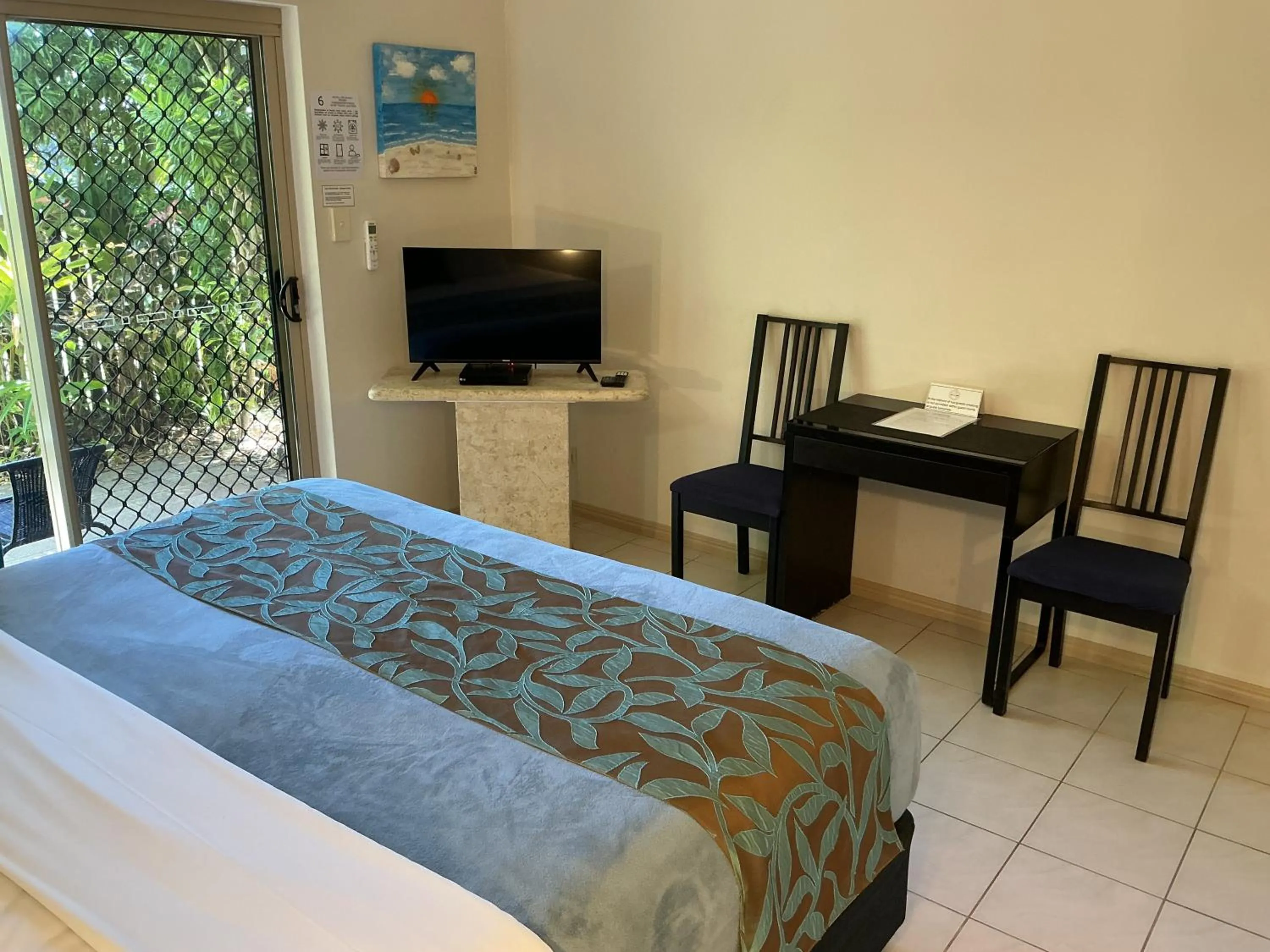 Bed in Mission Reef Resort