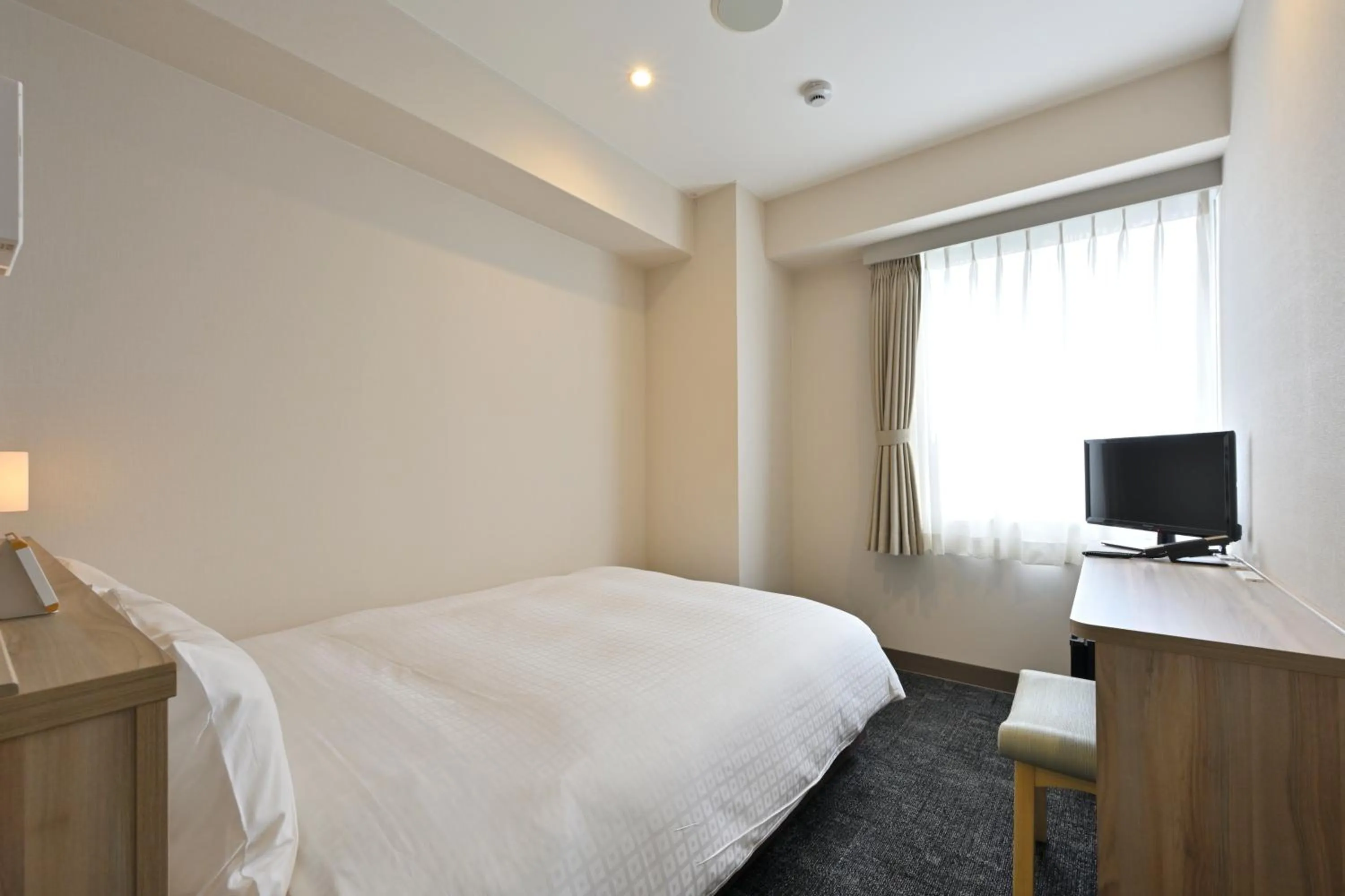 Bedroom, Bed in Matsue New Urban Hotel