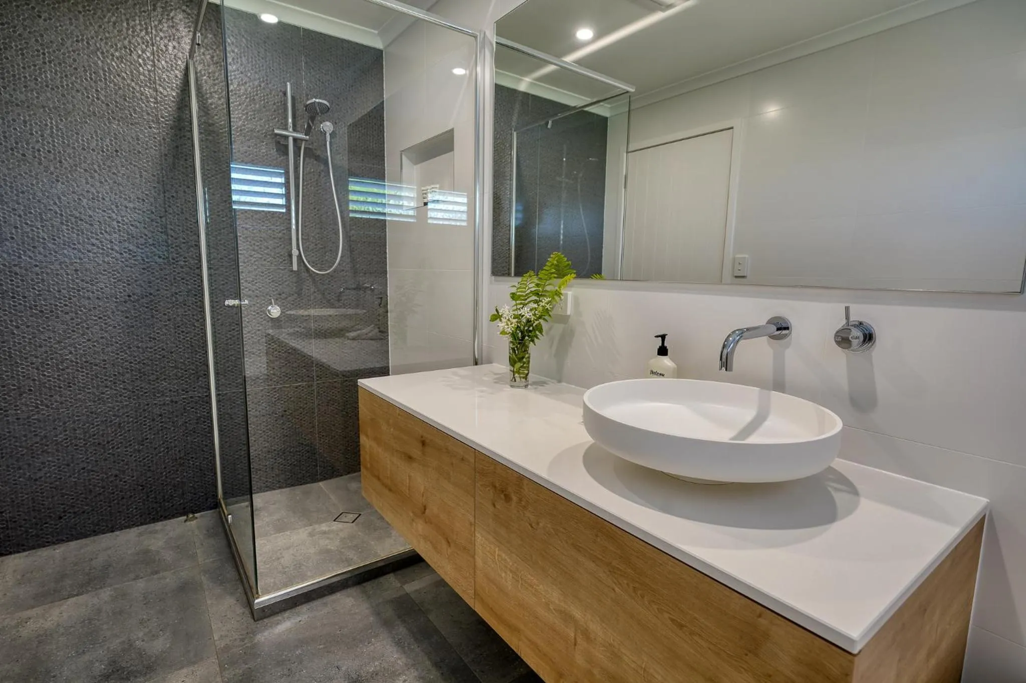 Shower in Hidden Oasis - Peregian Beach
