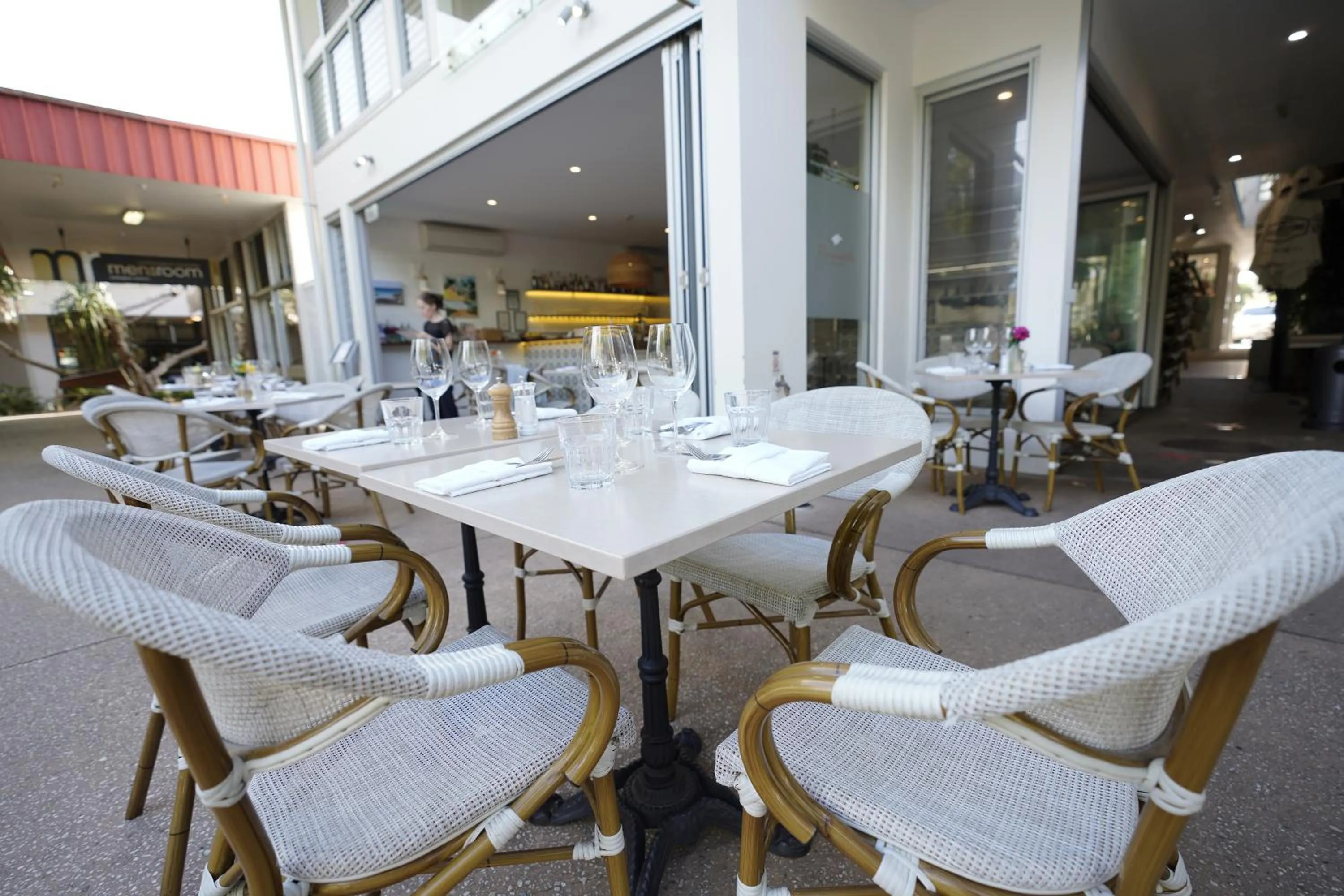 Restaurant/places to eat in Hidden Oasis - Peregian Beach