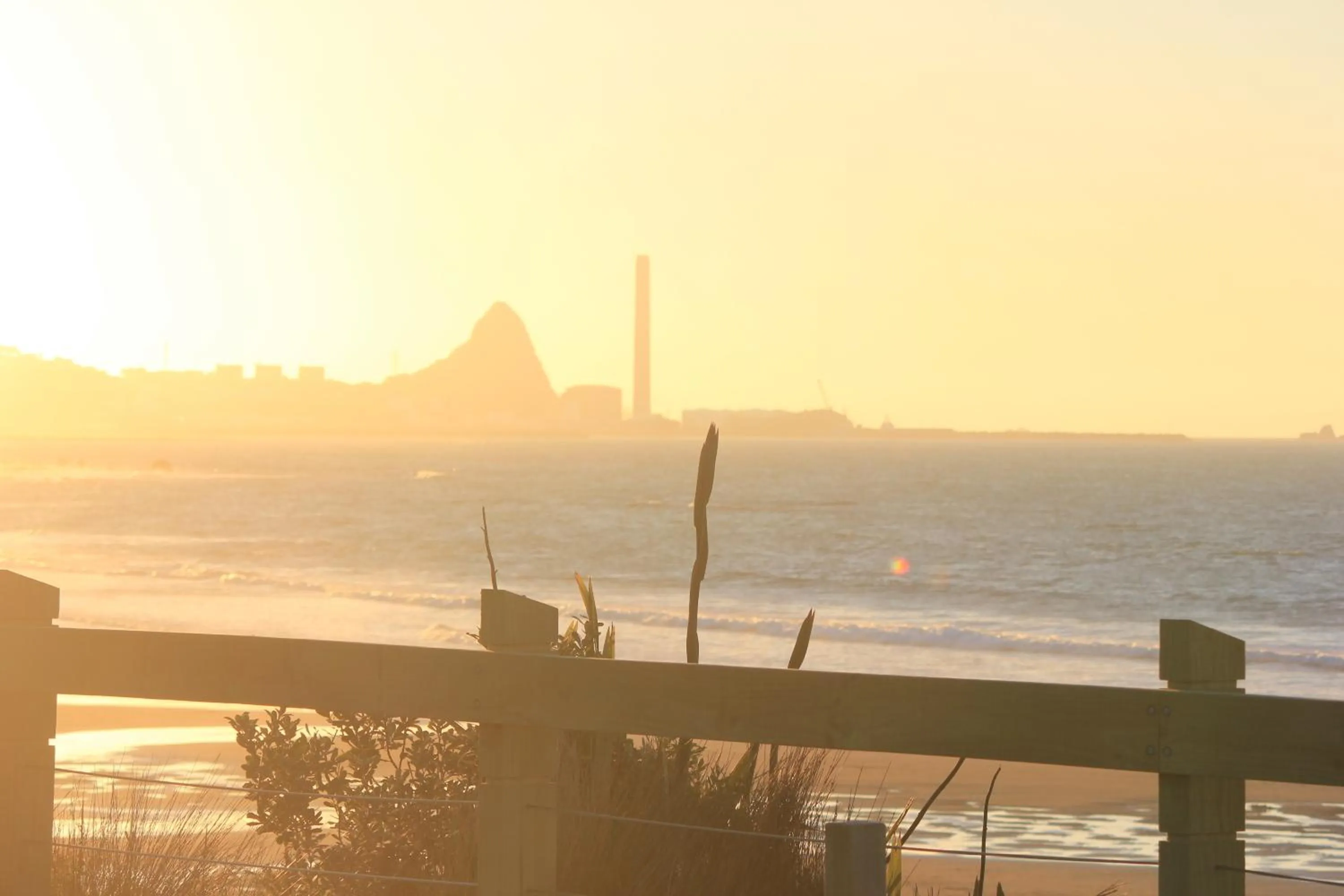 Natural landscape in Beach Street Motel Apartments