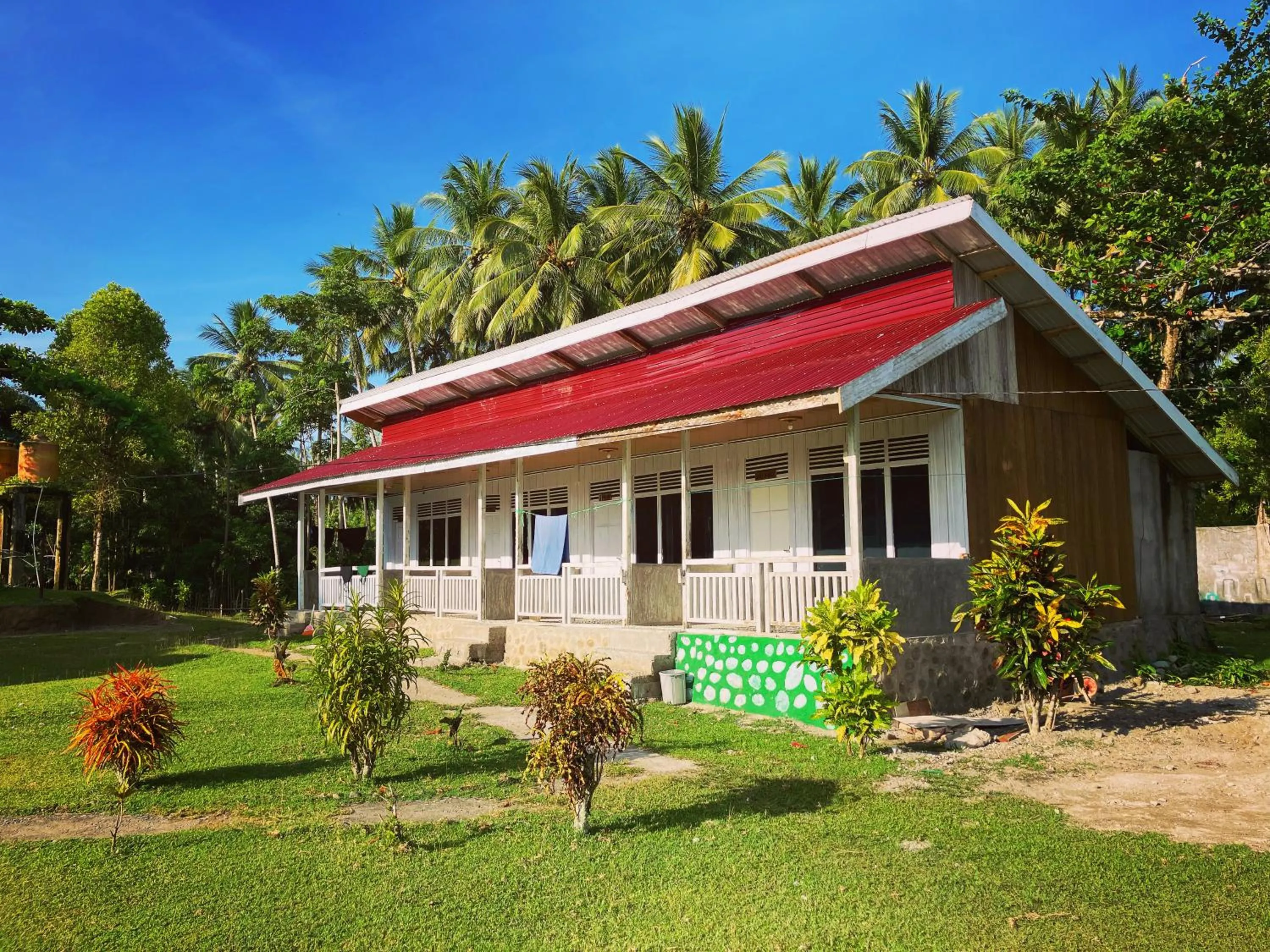 Pristine Paradise Dive Resort - Togean Islands, Una Una