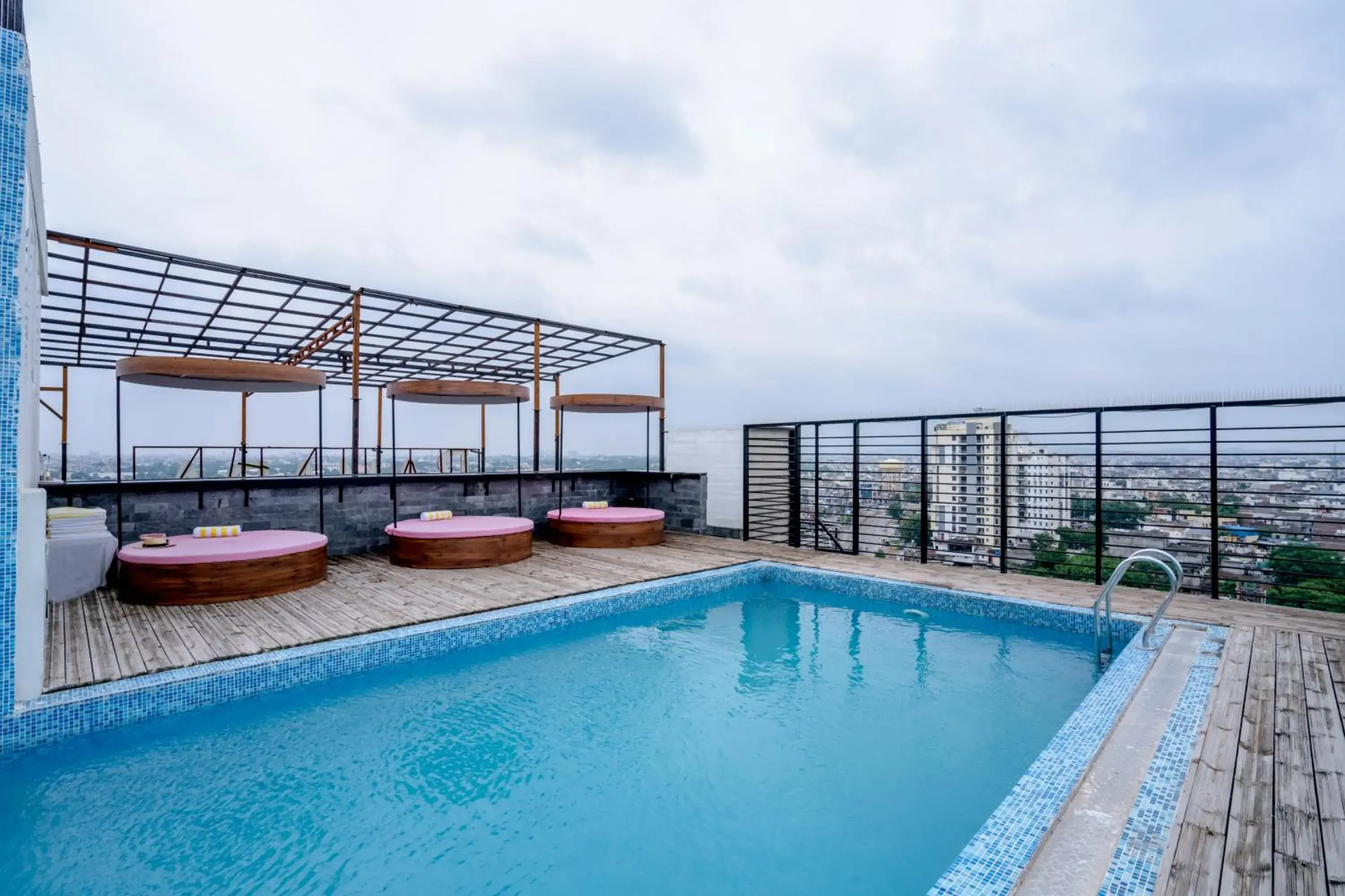 Swimming pool in Ramada by Wyndham Jaipur North Swimming pool in Ramada by Wyndham Jaipur North