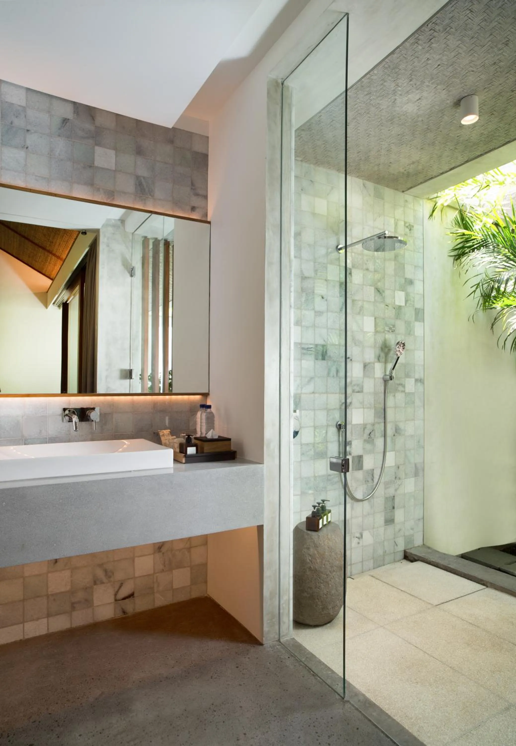 Shower in Atelier TE Designer Guesthouse