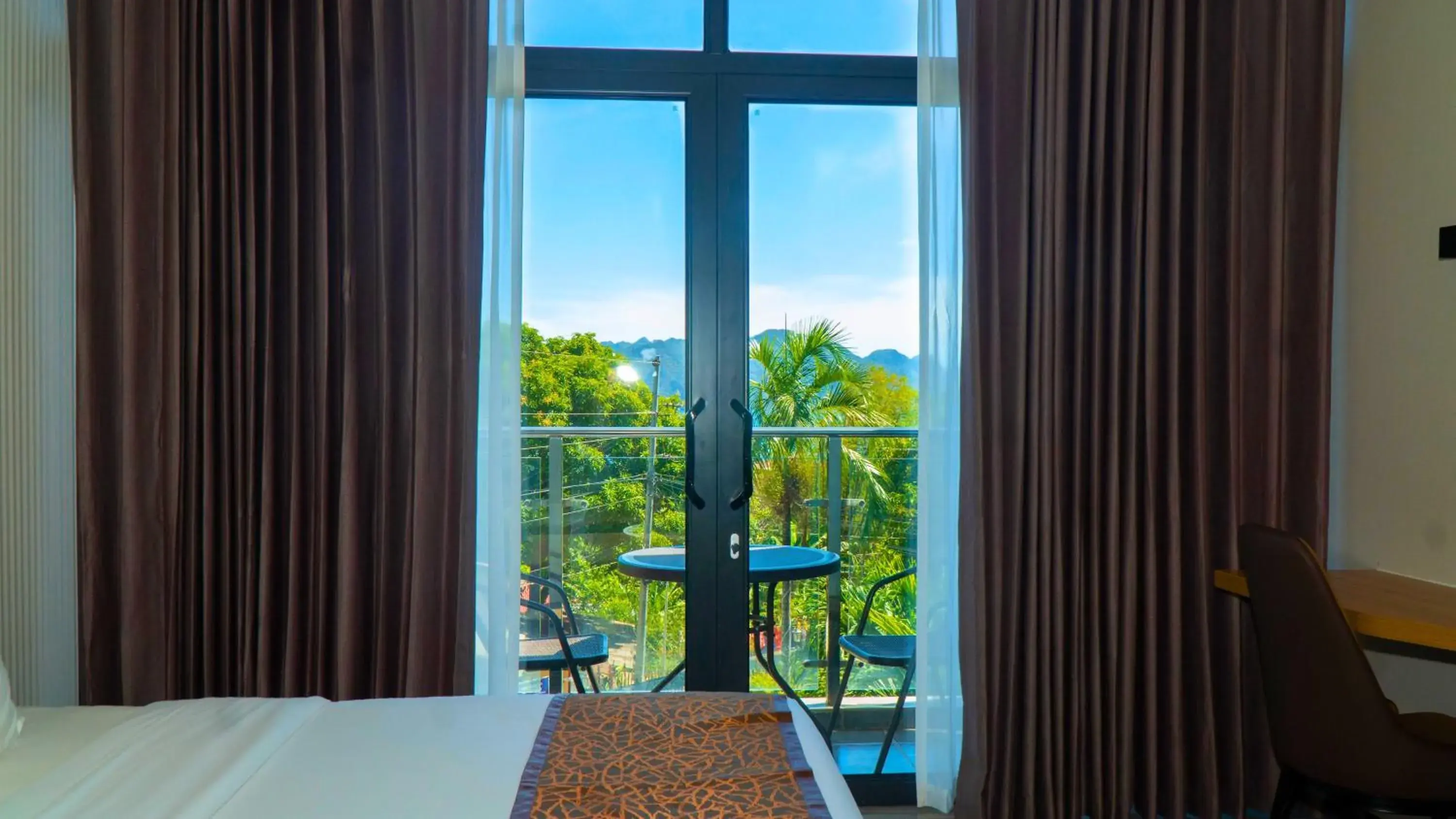 View (from property/room), Bed in Vienna Hotel View (from property/room), Bed in Vienna Hotel