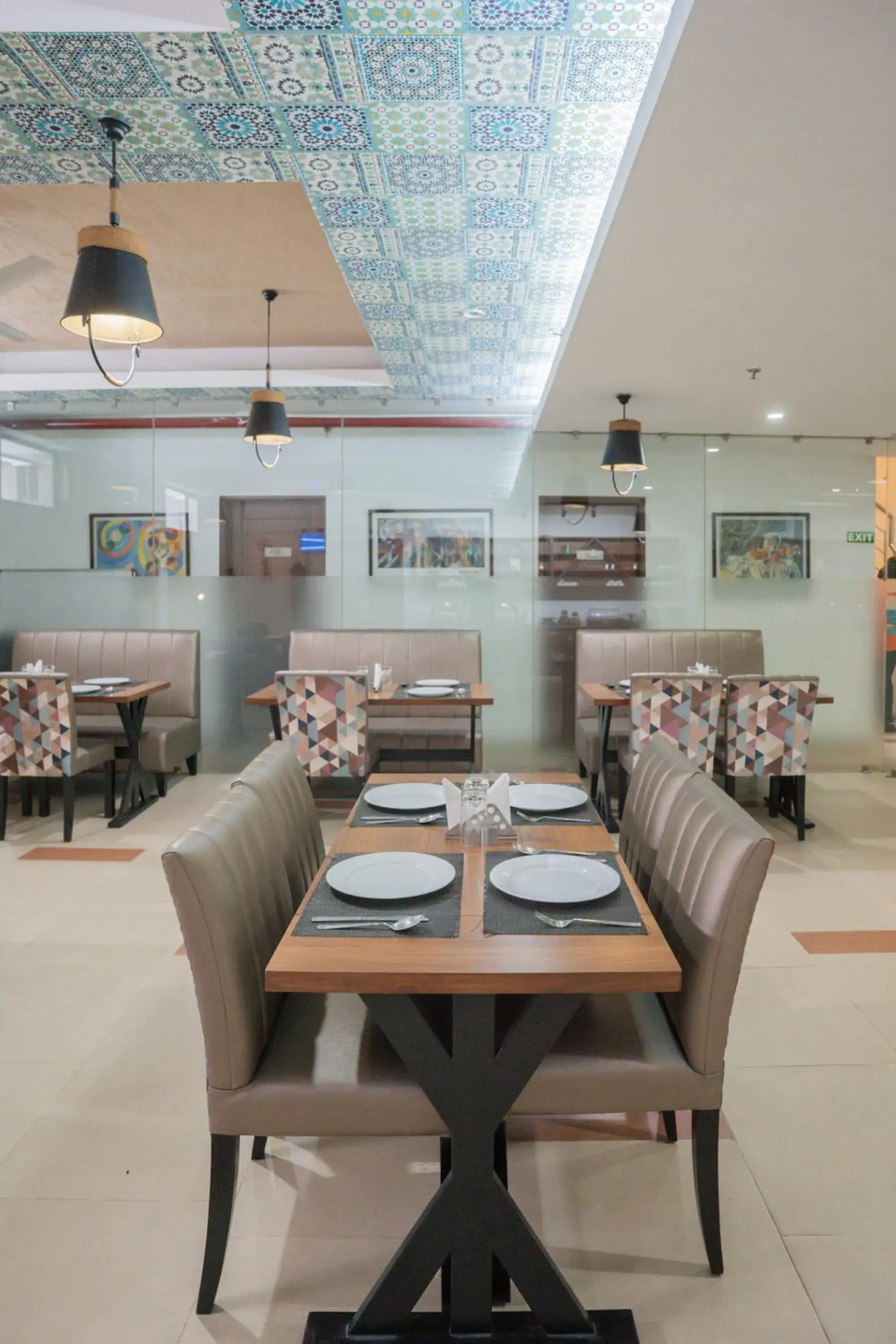 Restaurant/places to eat in Ahuja Residency Parklane Restaurant/places to eat in Ahuja Residency Parklane