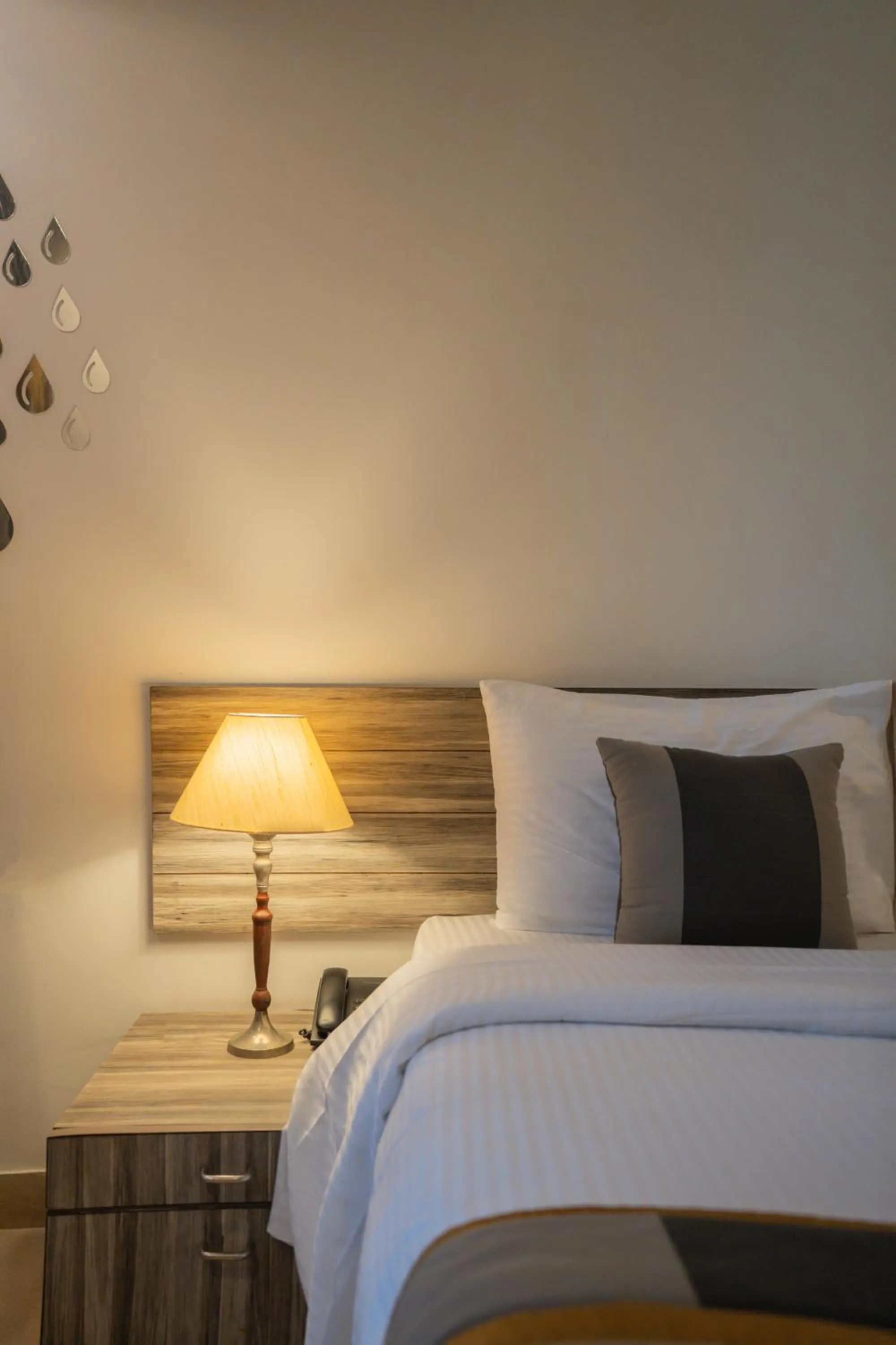 Decorative detail, Bed in Ahuja Residency Parklane