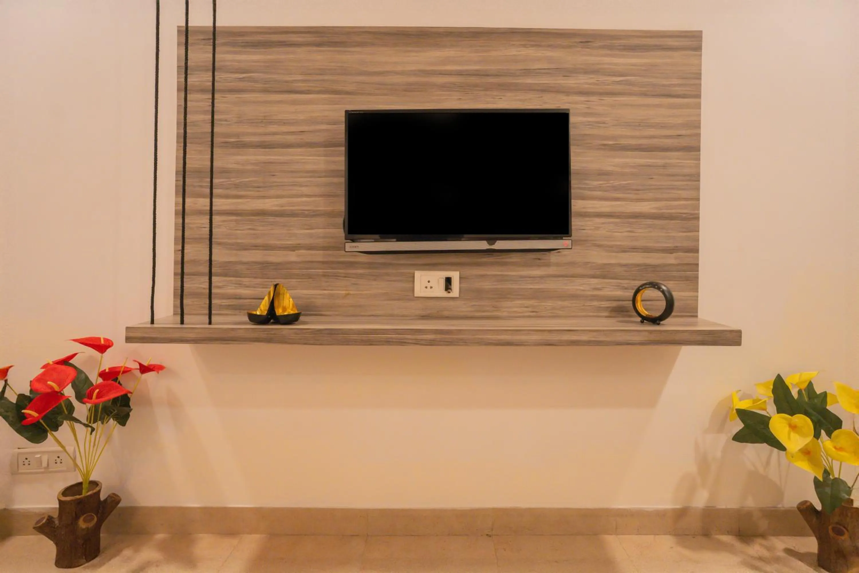 Decorative detail in Ahuja Residency Parklane