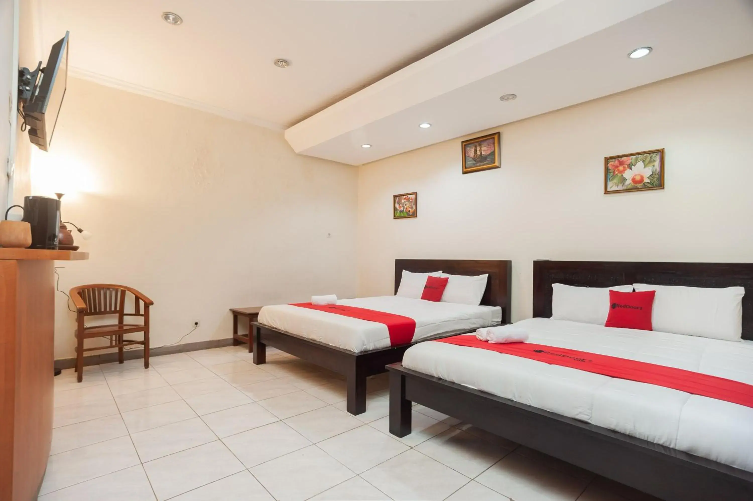 Bedroom, Bed in RedDoorz Plus near Universitas Indonesia Bedroom, Bed in RedDoorz Plus near Universitas Indonesia