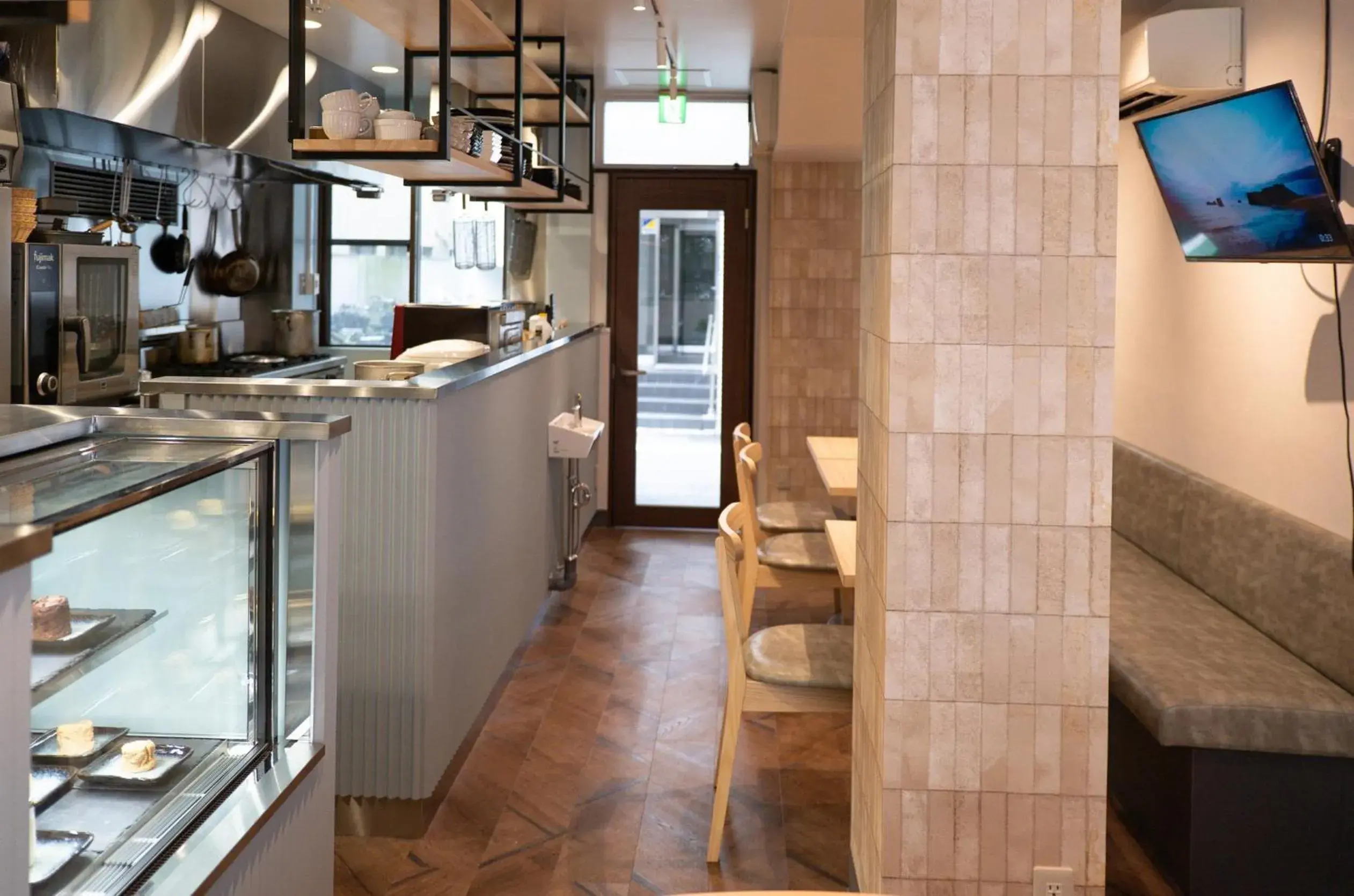 Restaurant/places to eat in Juyoh Hotel Restaurant/places to eat in Juyoh Hotel