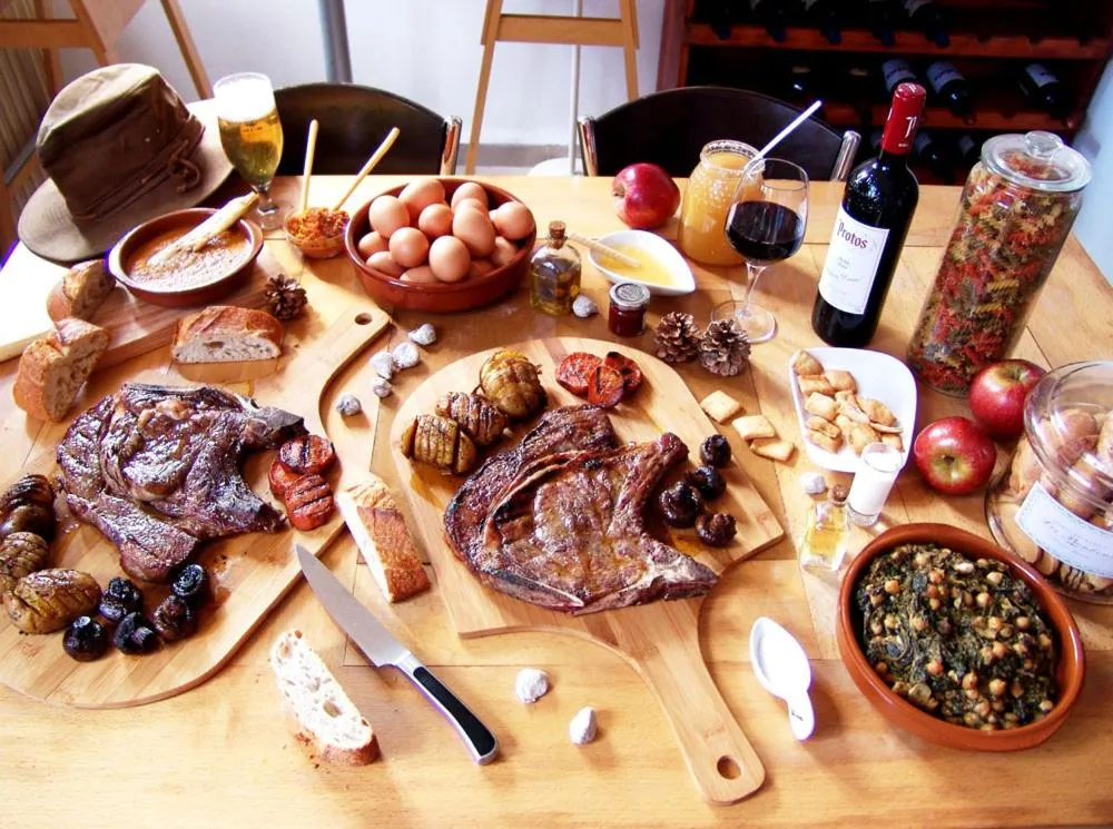 Restaurant/places to eat in Hotel La Tinensa