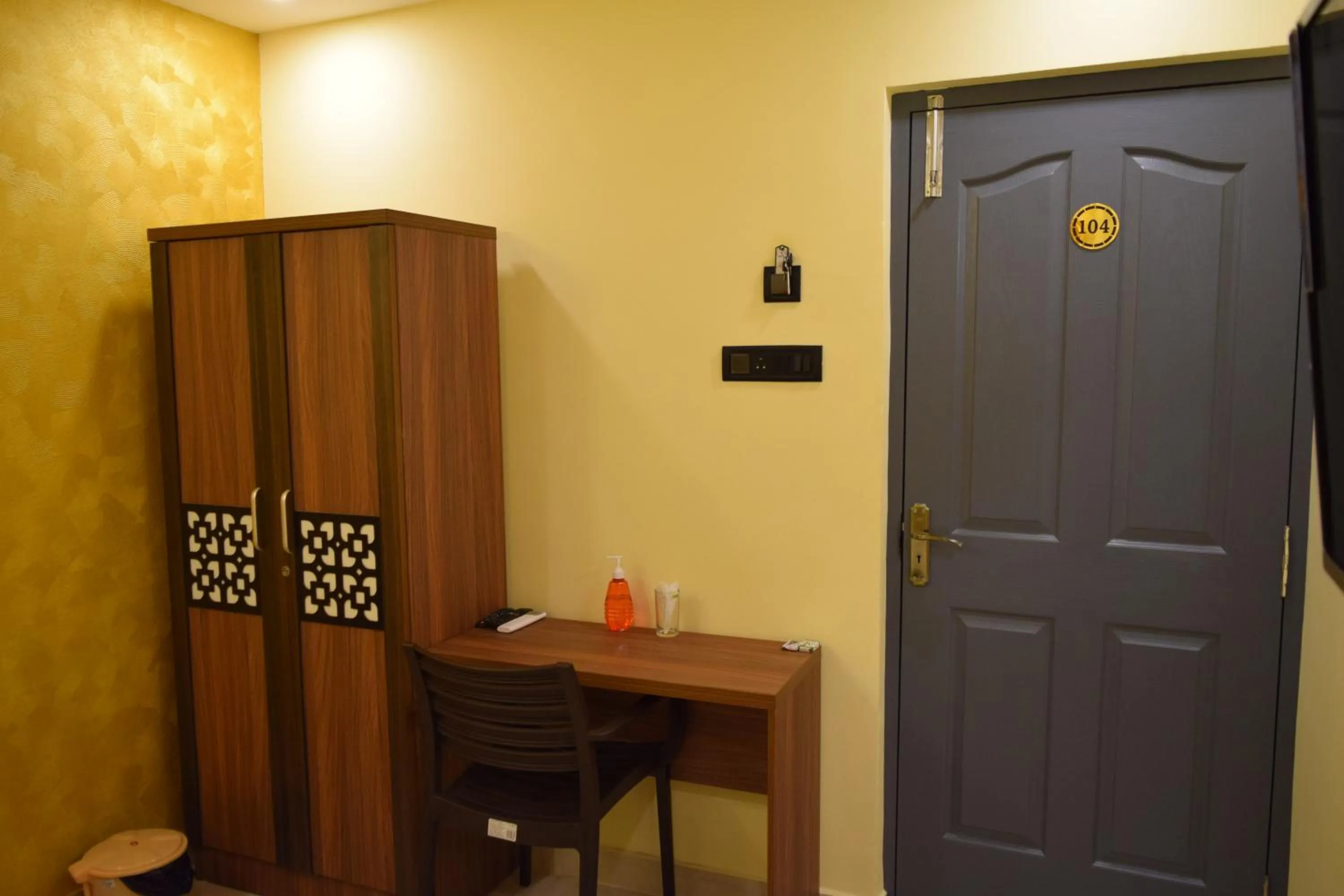 wardrobe in Kans One