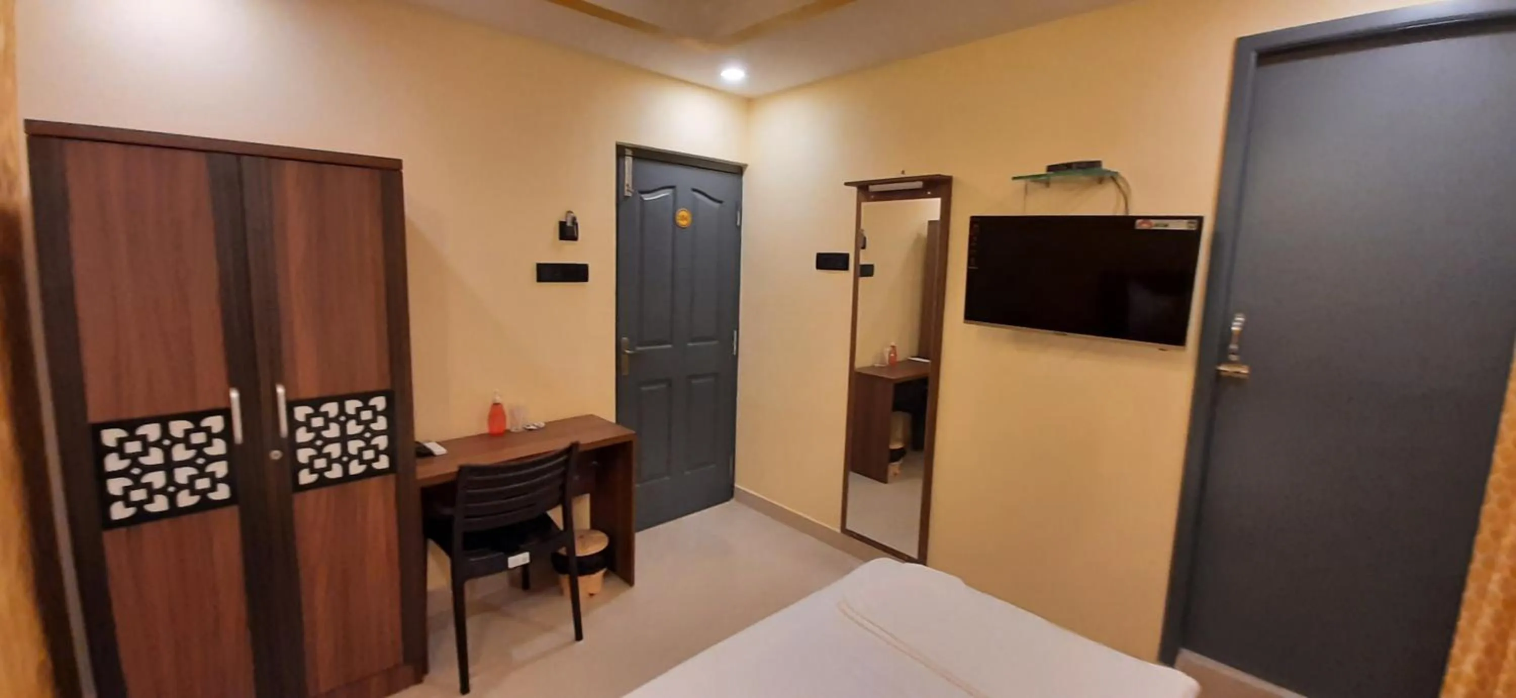 Area and facilities in Kans One