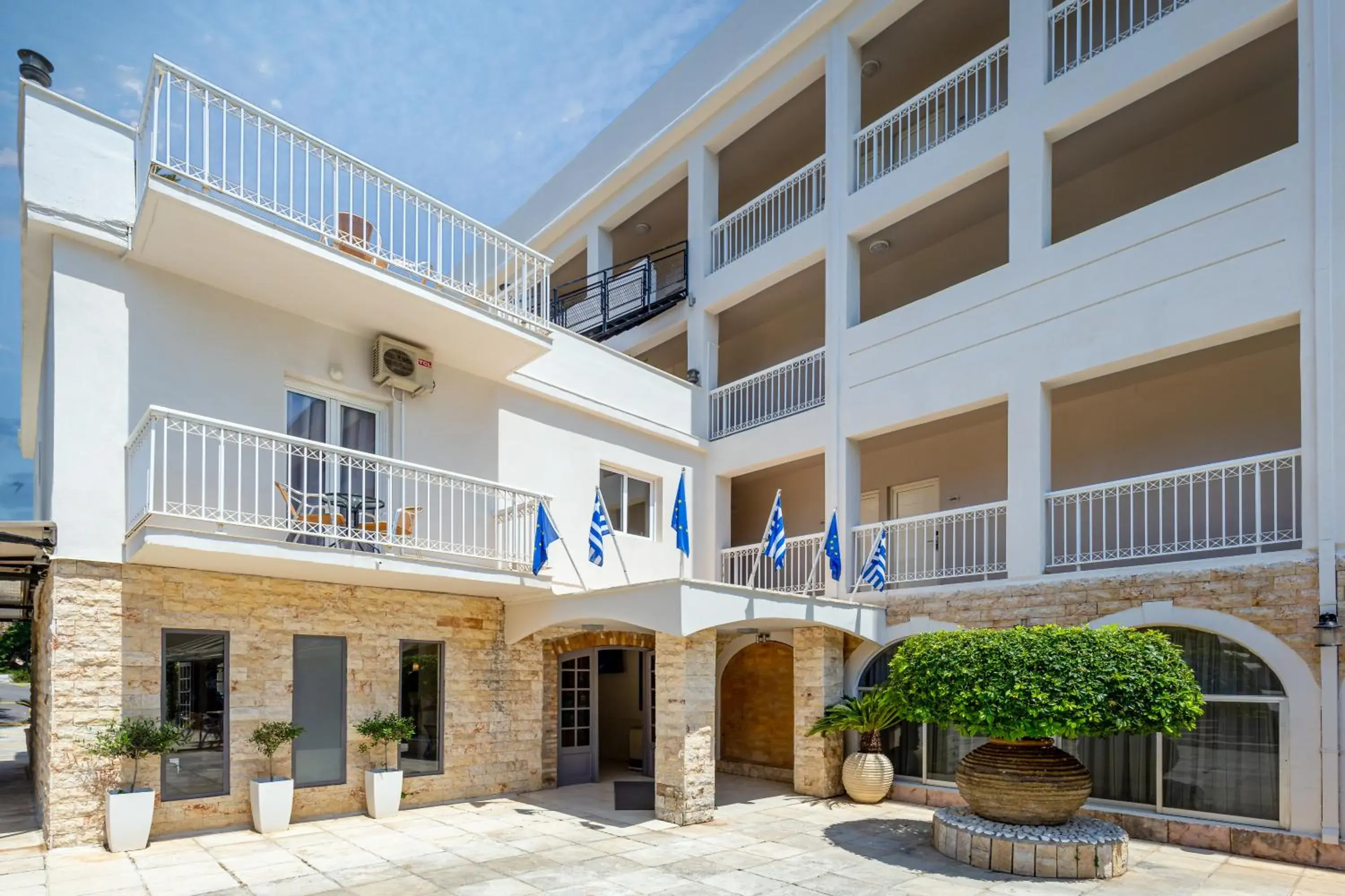 Lobby or reception in Oasis Hotel Lobby or reception in Oasis Hotel