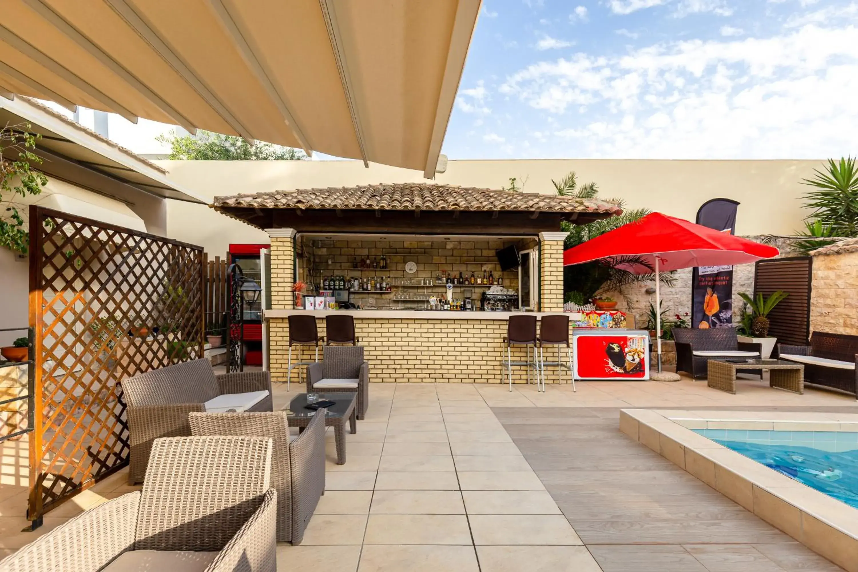 Swimming pool in Oasis Hotel Swimming pool in Oasis Hotel