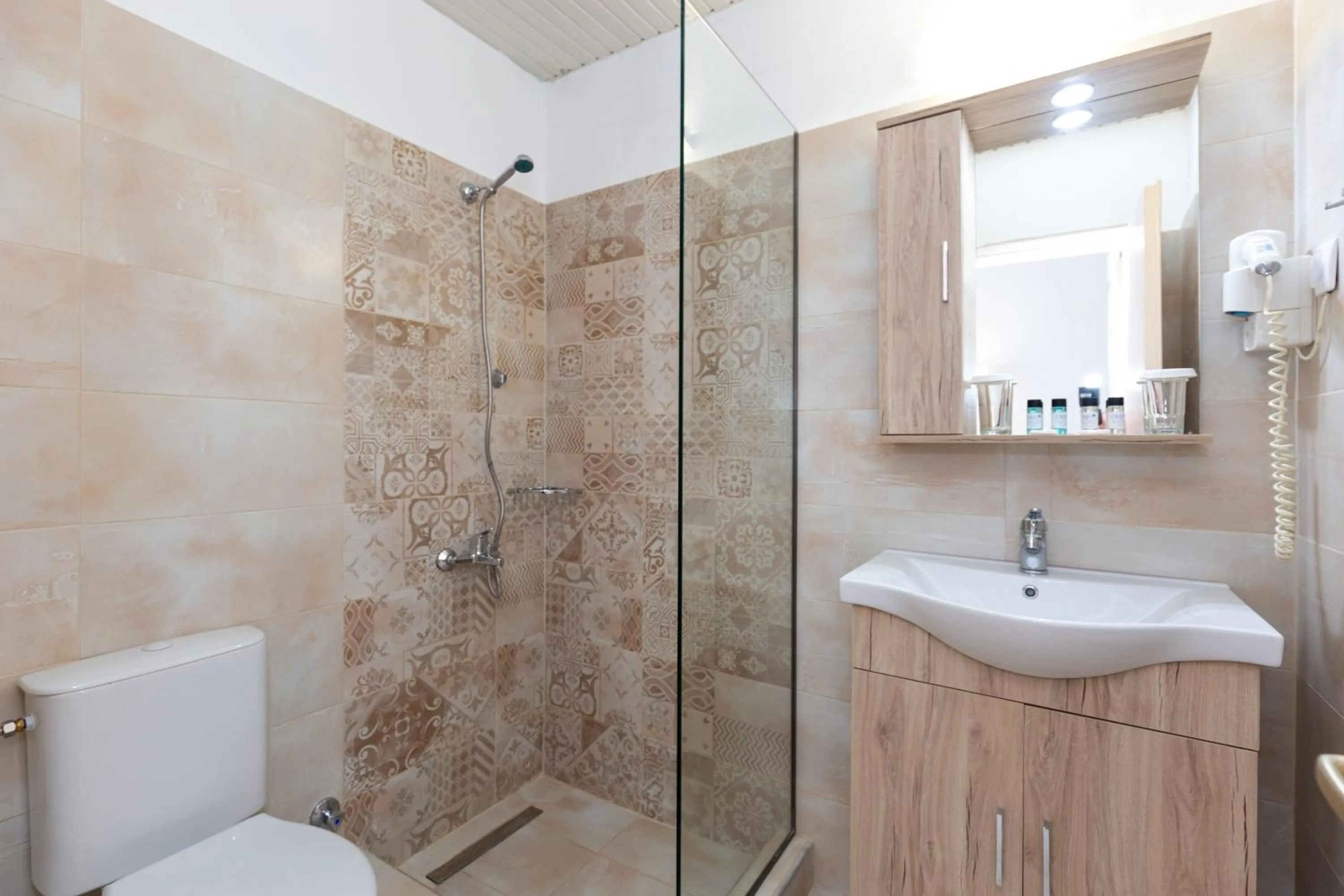 Bathroom in Oasis Hotel