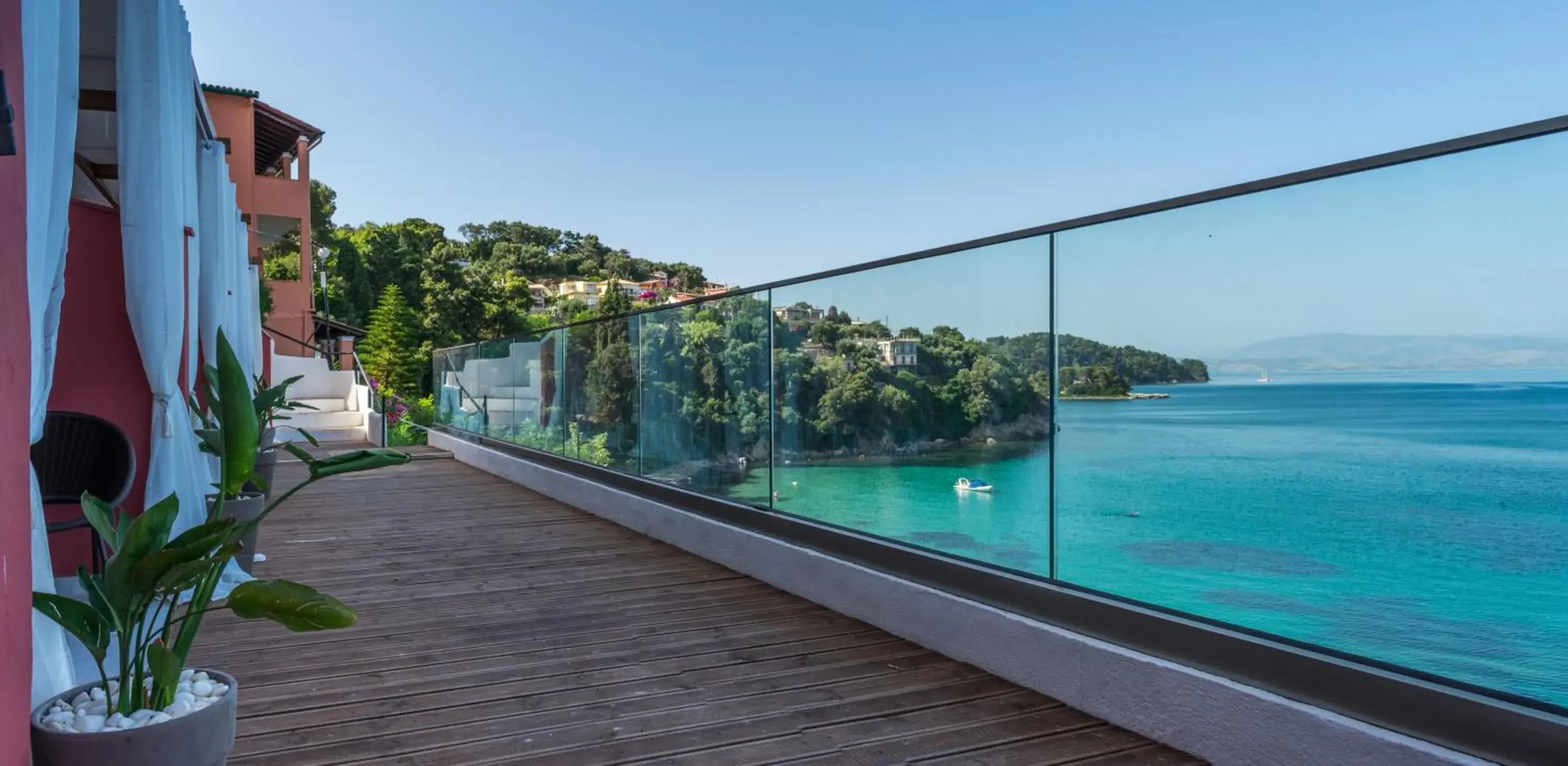 Property building in Oasis Hotel Property building in Oasis Hotel