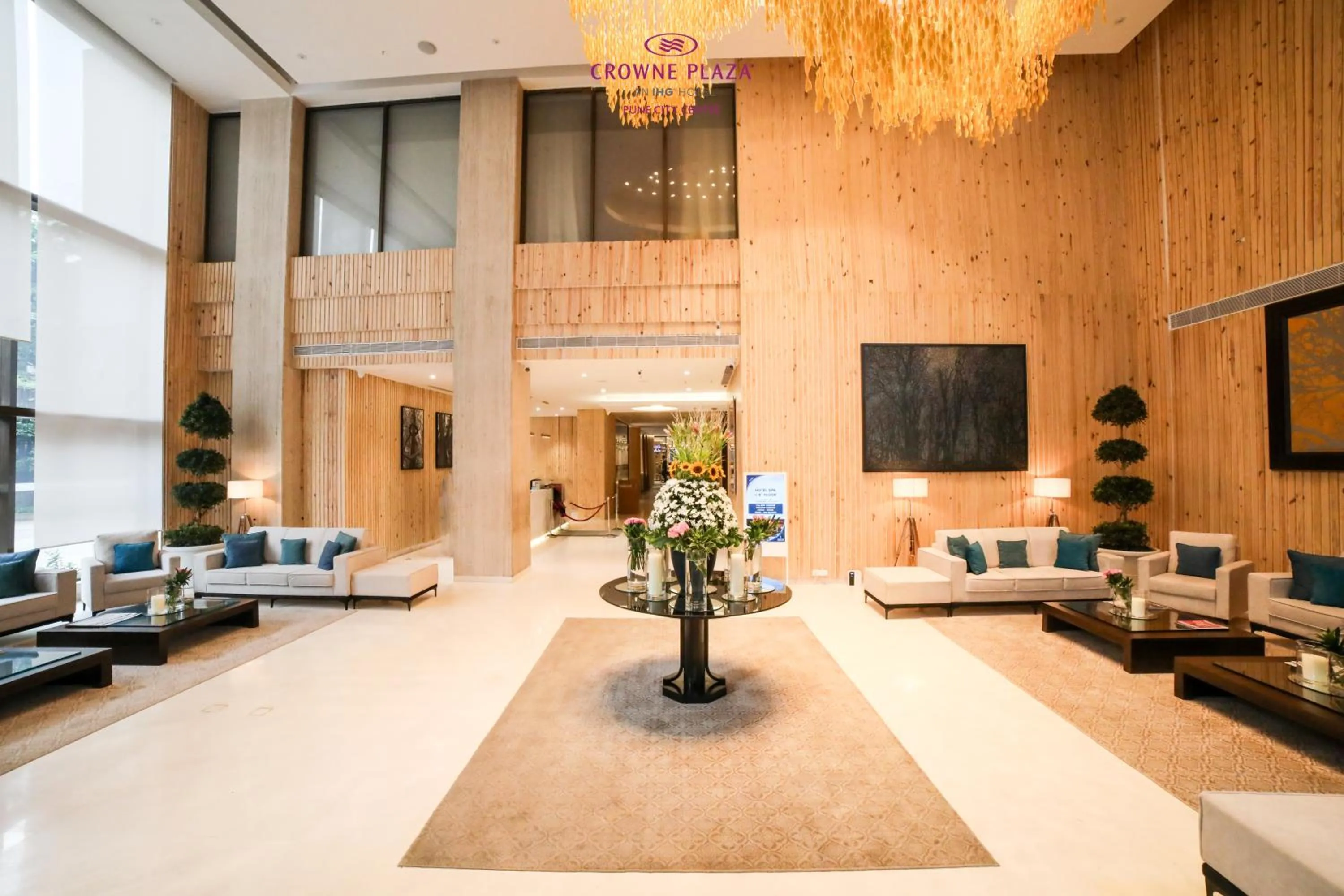 Lobby or reception in Crowne Plaza Pune City Centre by IHG