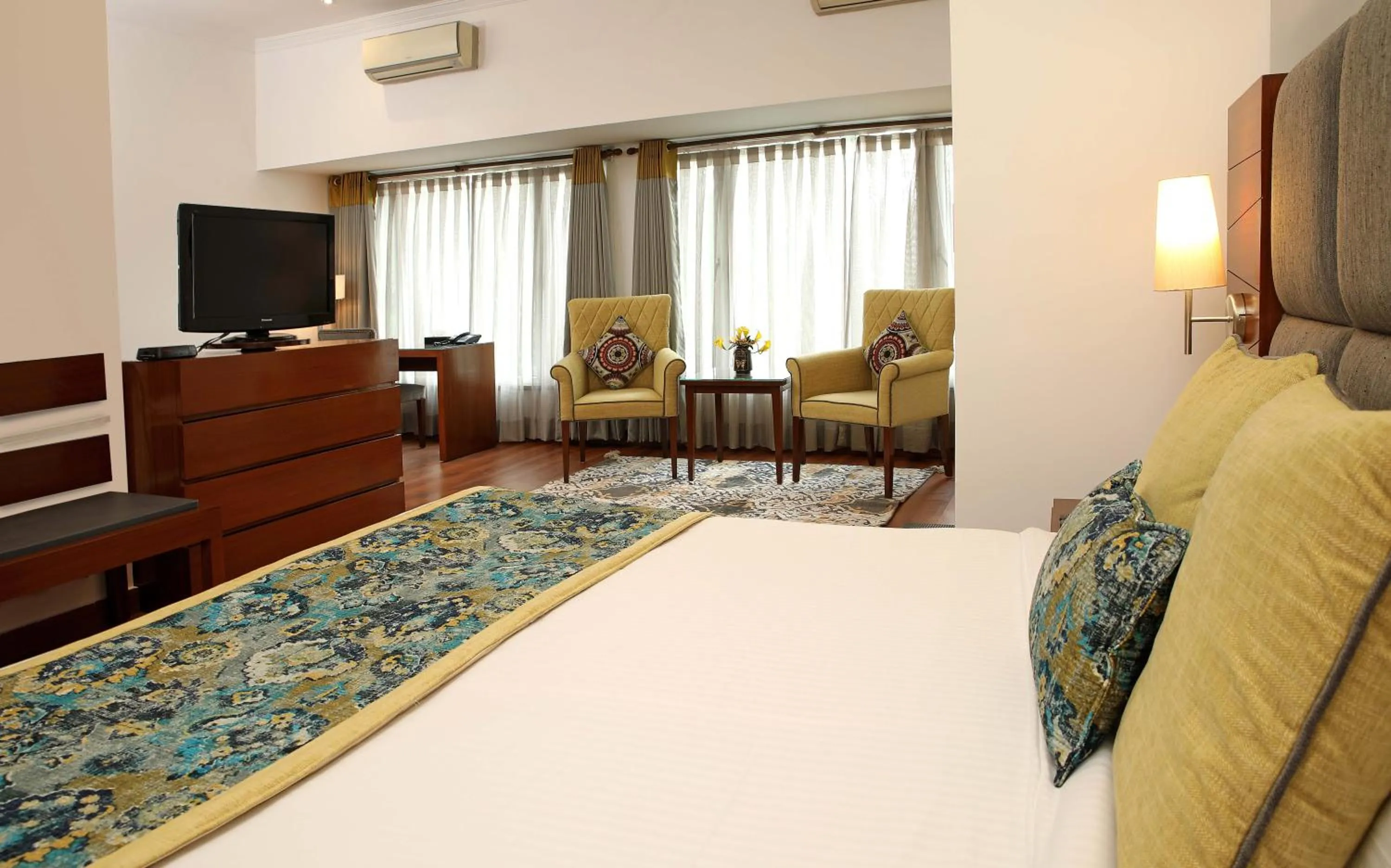 TV and multimedia in Ahuja Residency Sunder Nagar