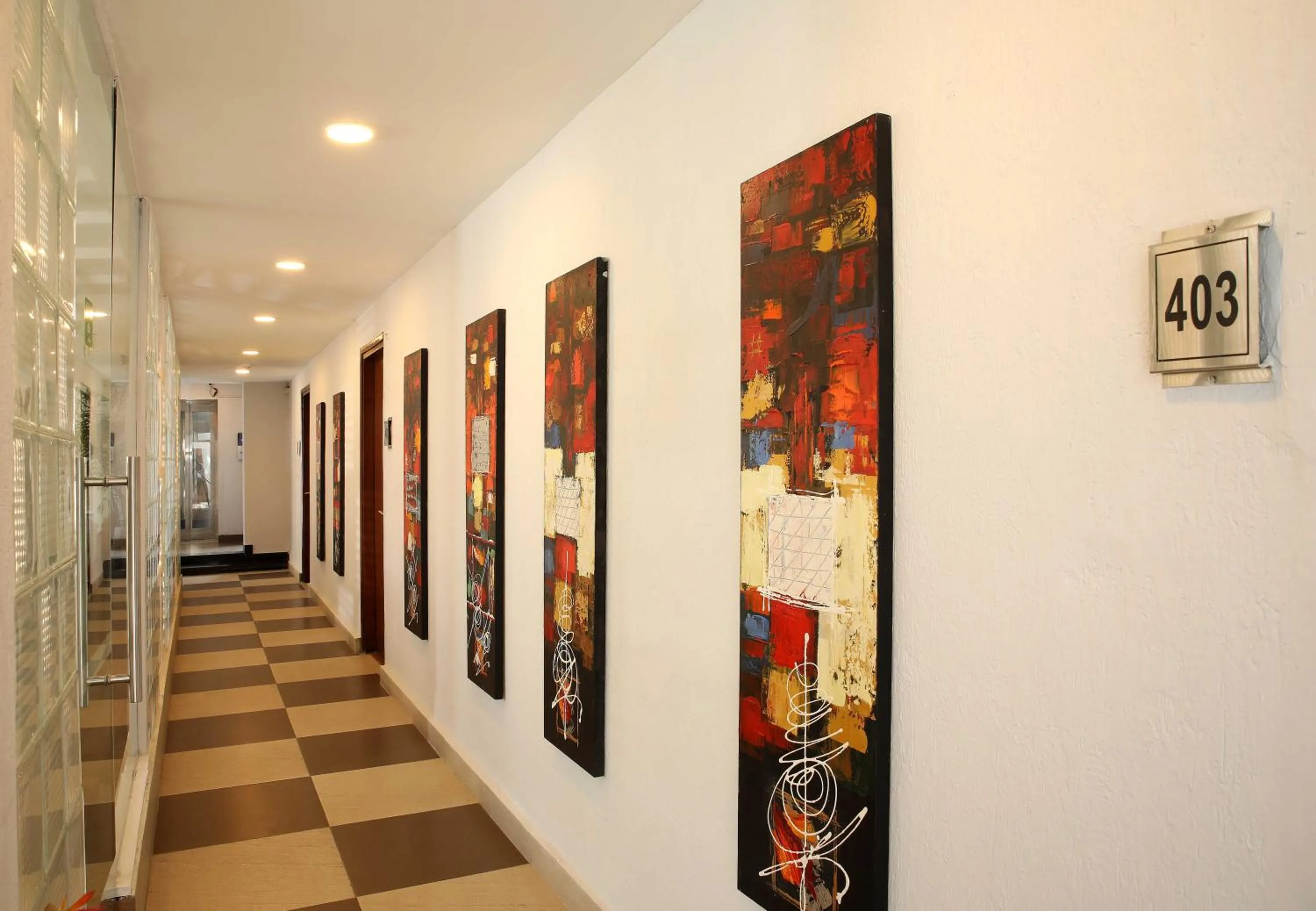 Area and facilities in Ahuja Residency Sunder Nagar