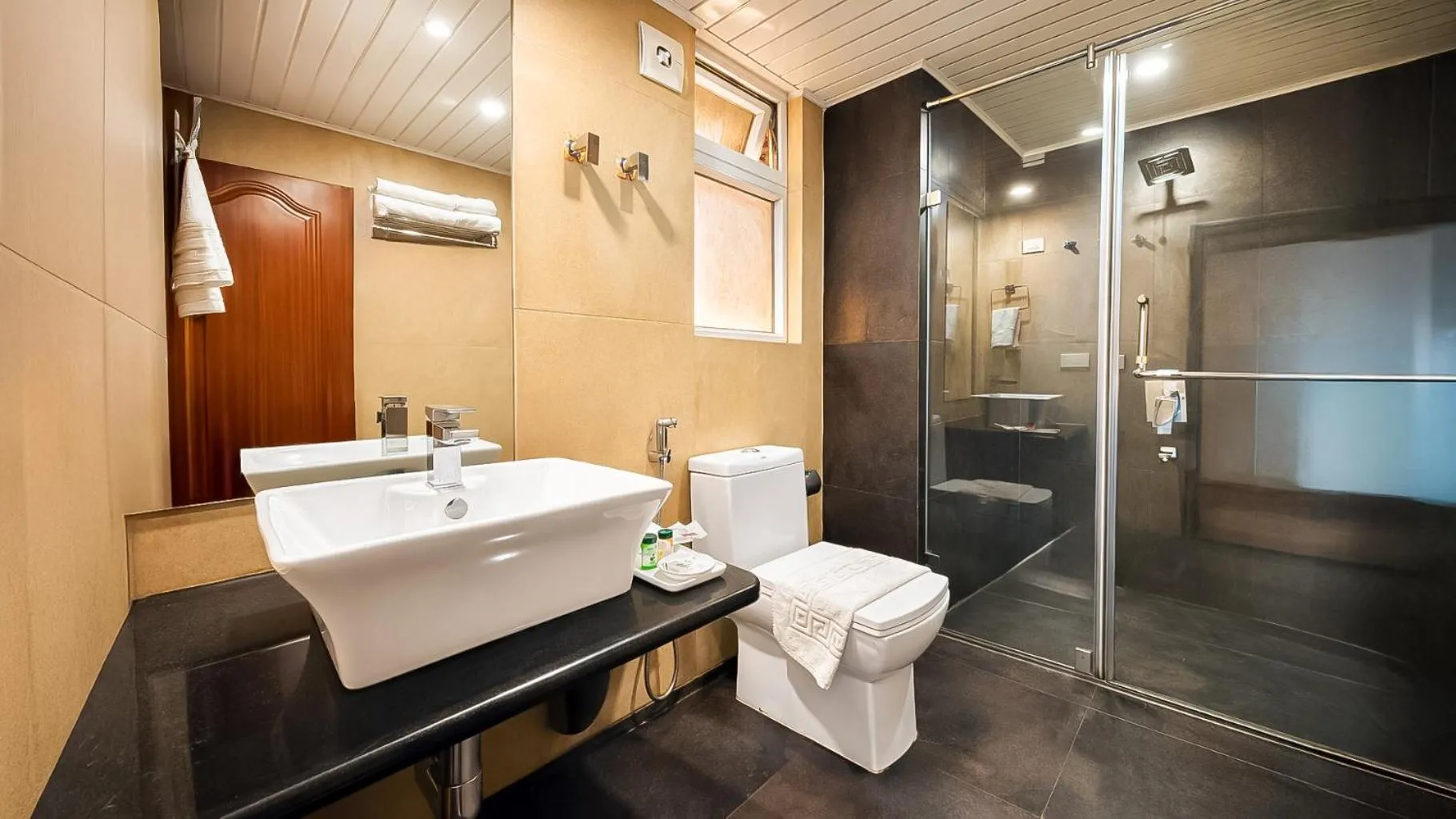 Bathroom in Yashshree Jai Hotel & Banquet