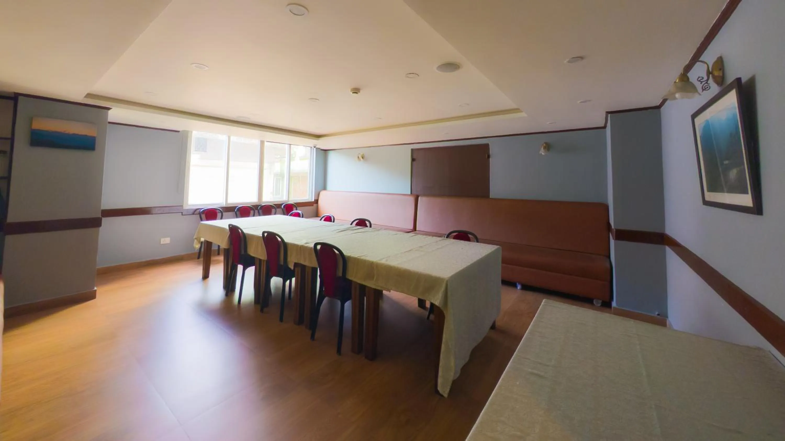 Dining area in Yashshree Jai Hotel & Banquet