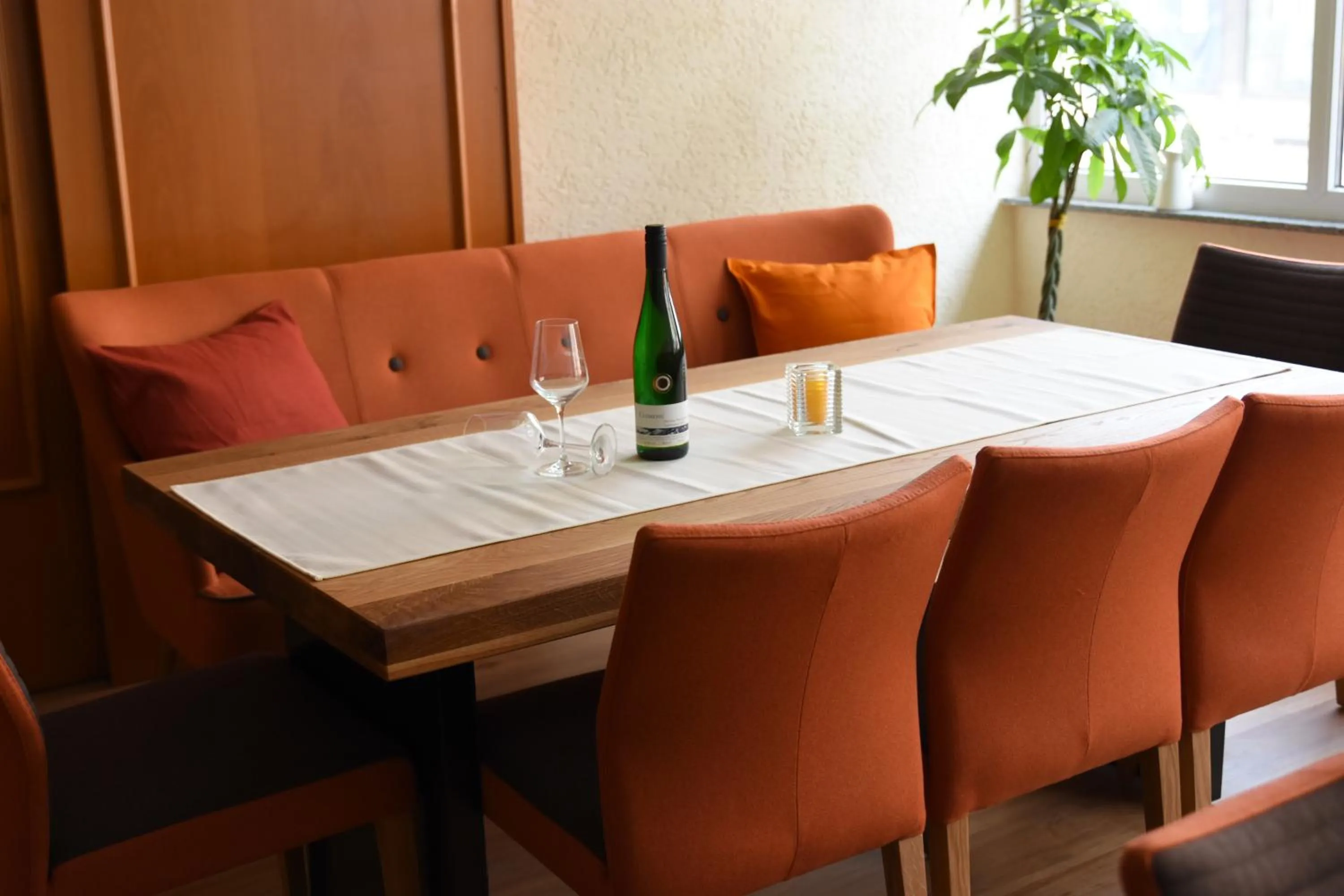 Communal lounge/ TV room in Landhotel Gillenfelder Hof