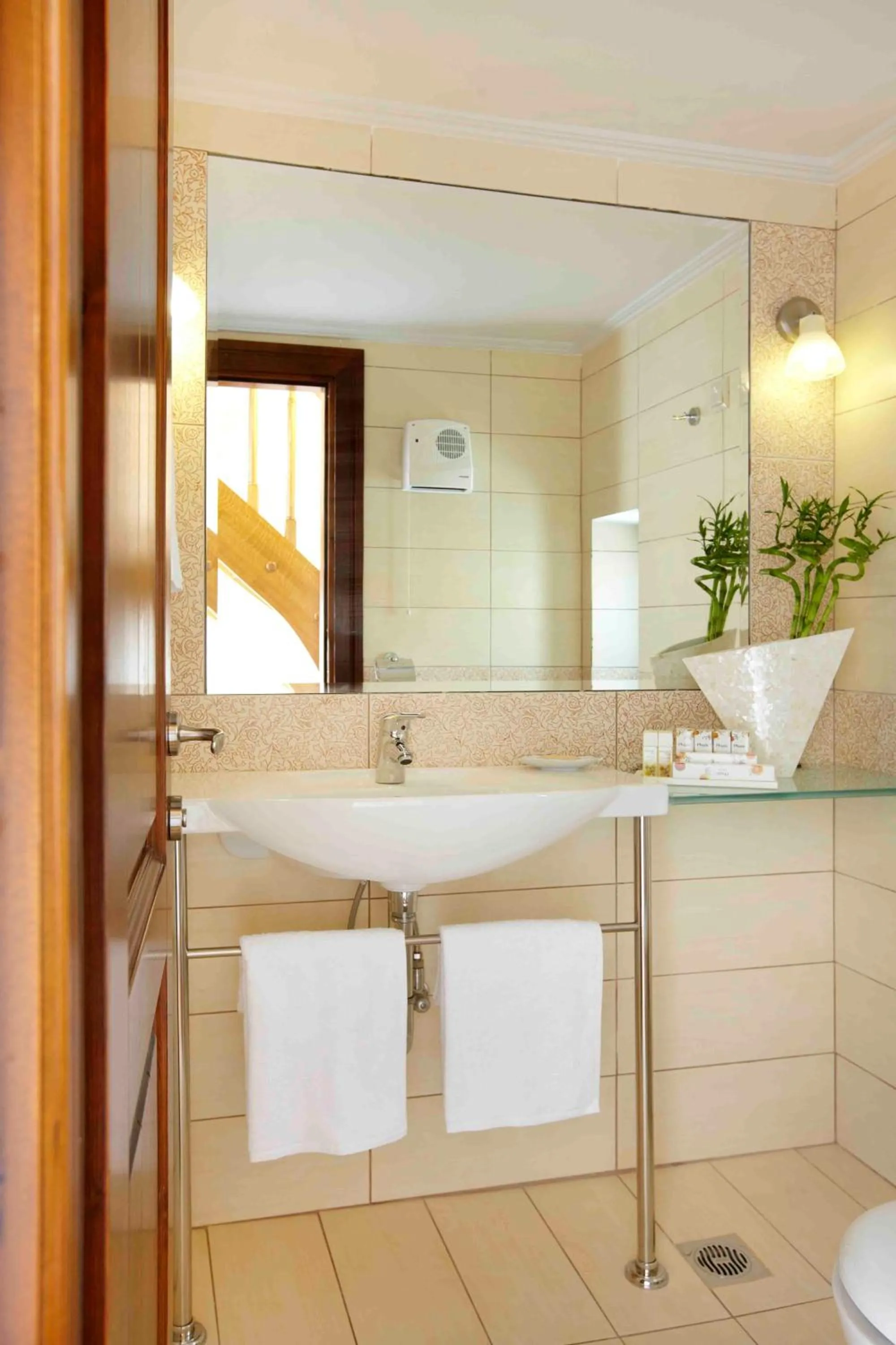 Bathroom in Petritis Guesthouse
