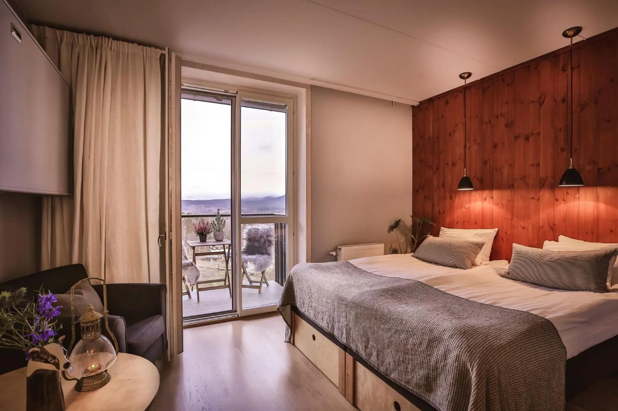 Photo of the whole room, Bed in Bergshotellet